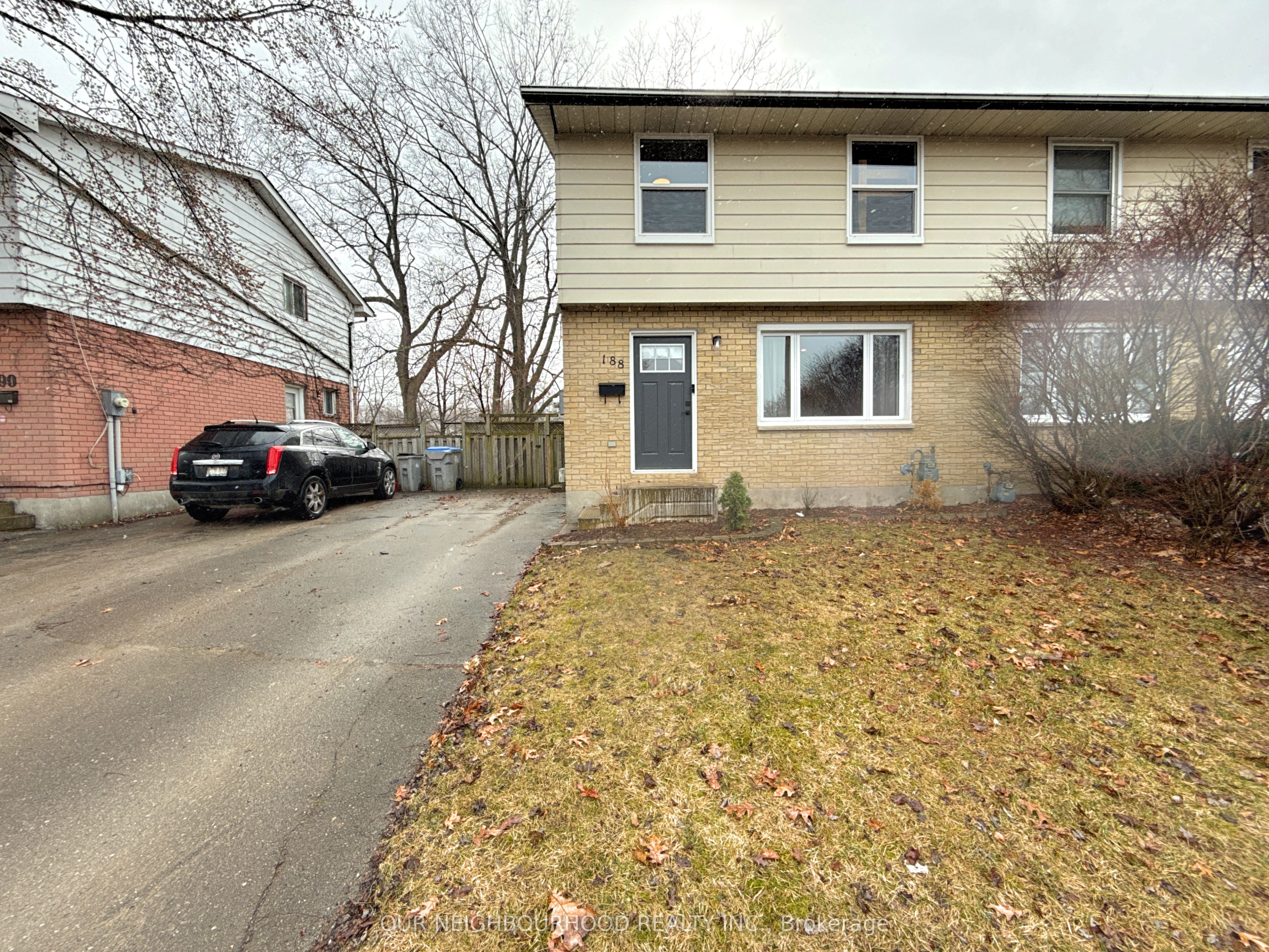 188 Southfield Dr Property Photo