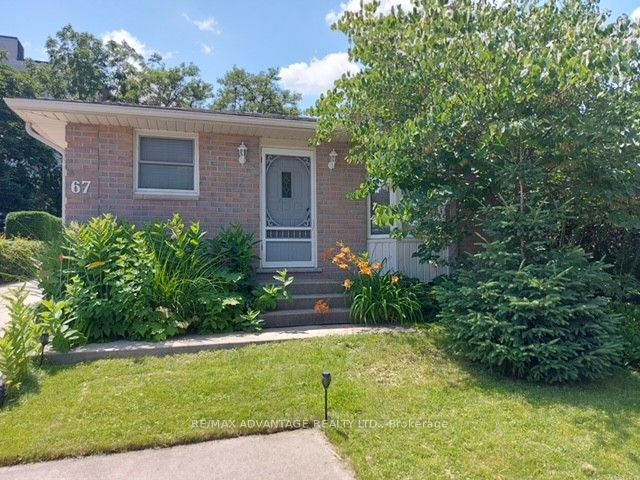 67 Dundee Ct Property Photo