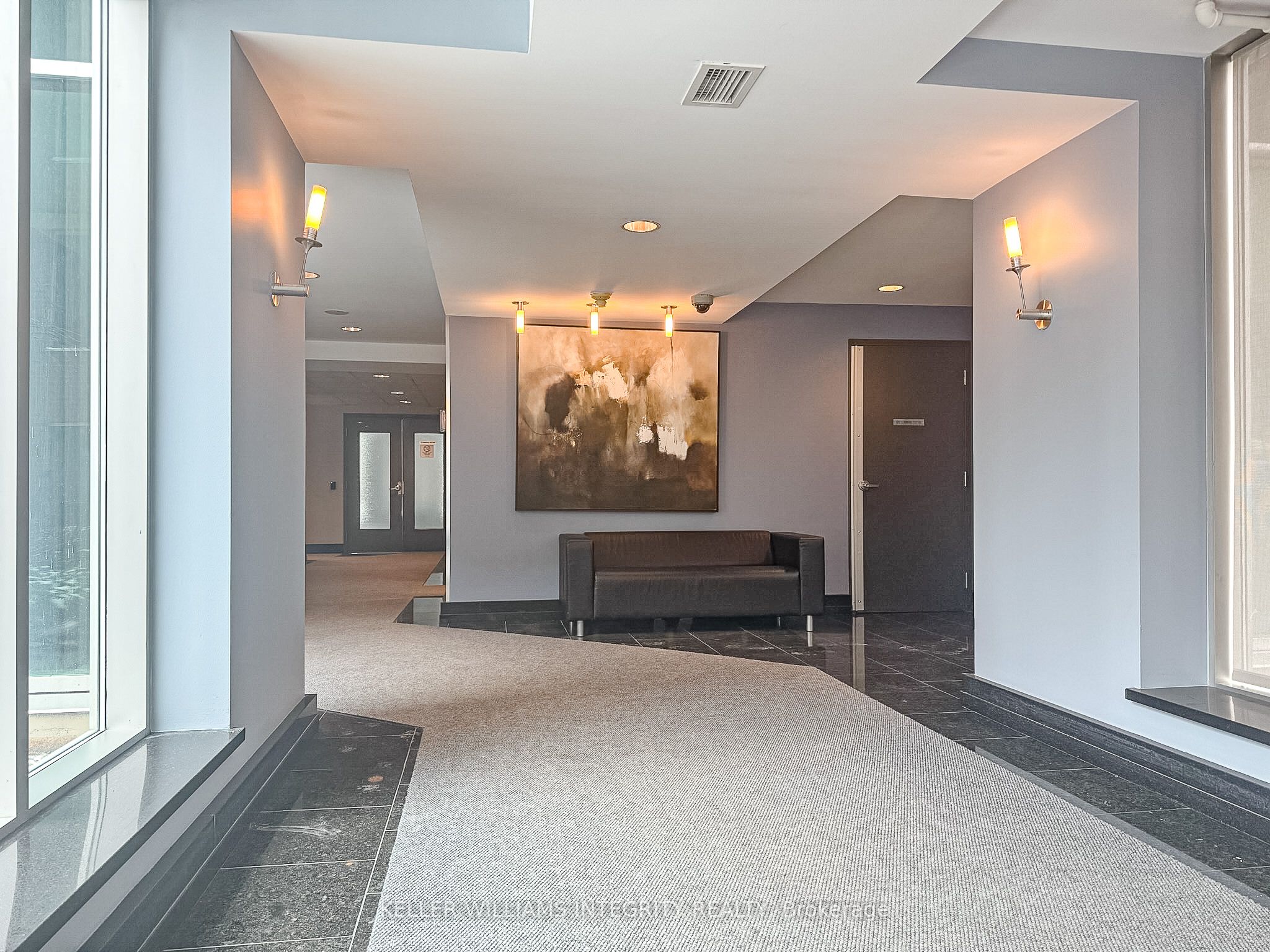 #1203 - 134 York Street Property Photo 4