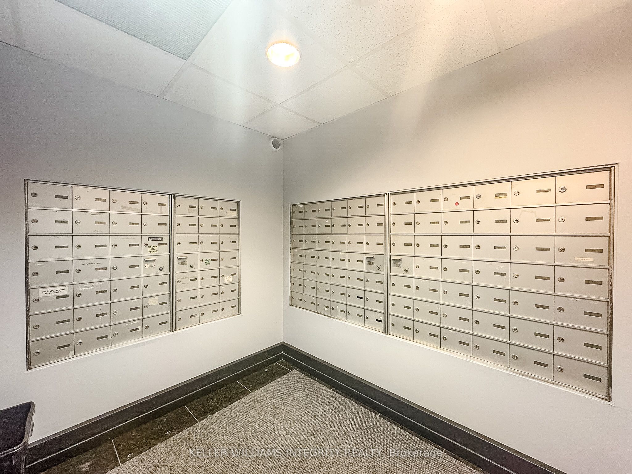 #1203 - 134 York Street Property Photo 6