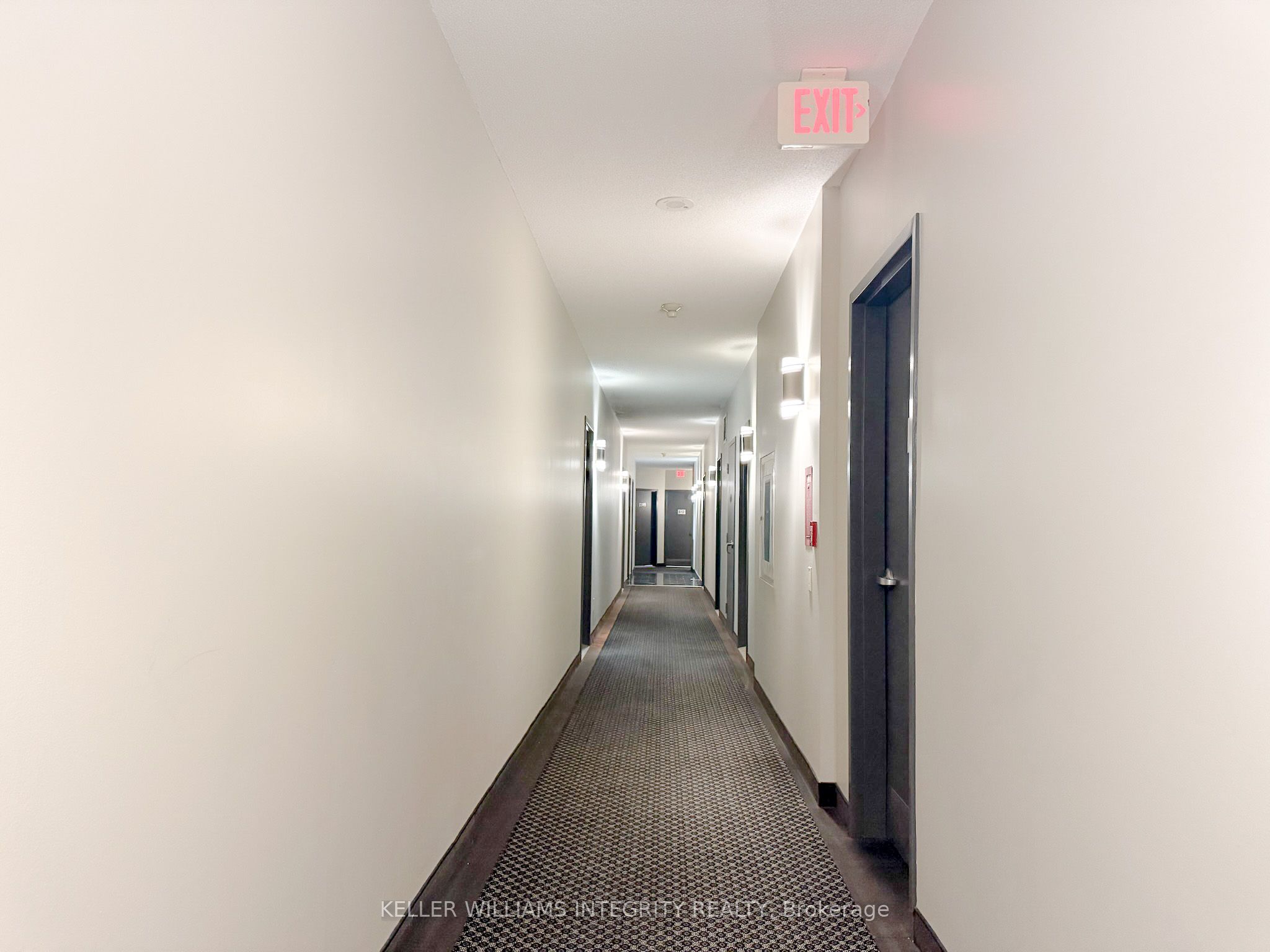 #1203 - 134 York Street Property Photo 8