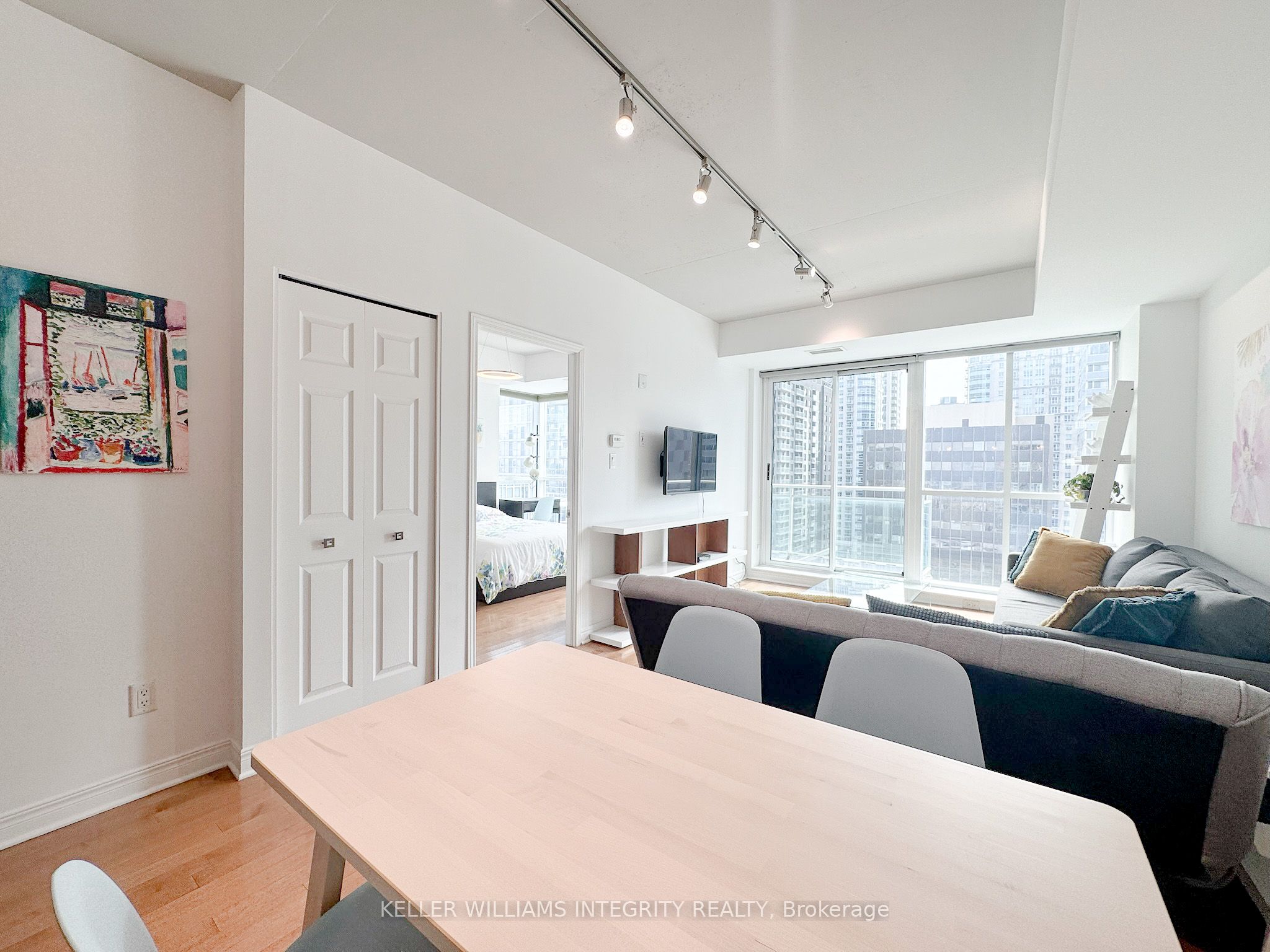 #1203 - 134 York Street Property Photo 15