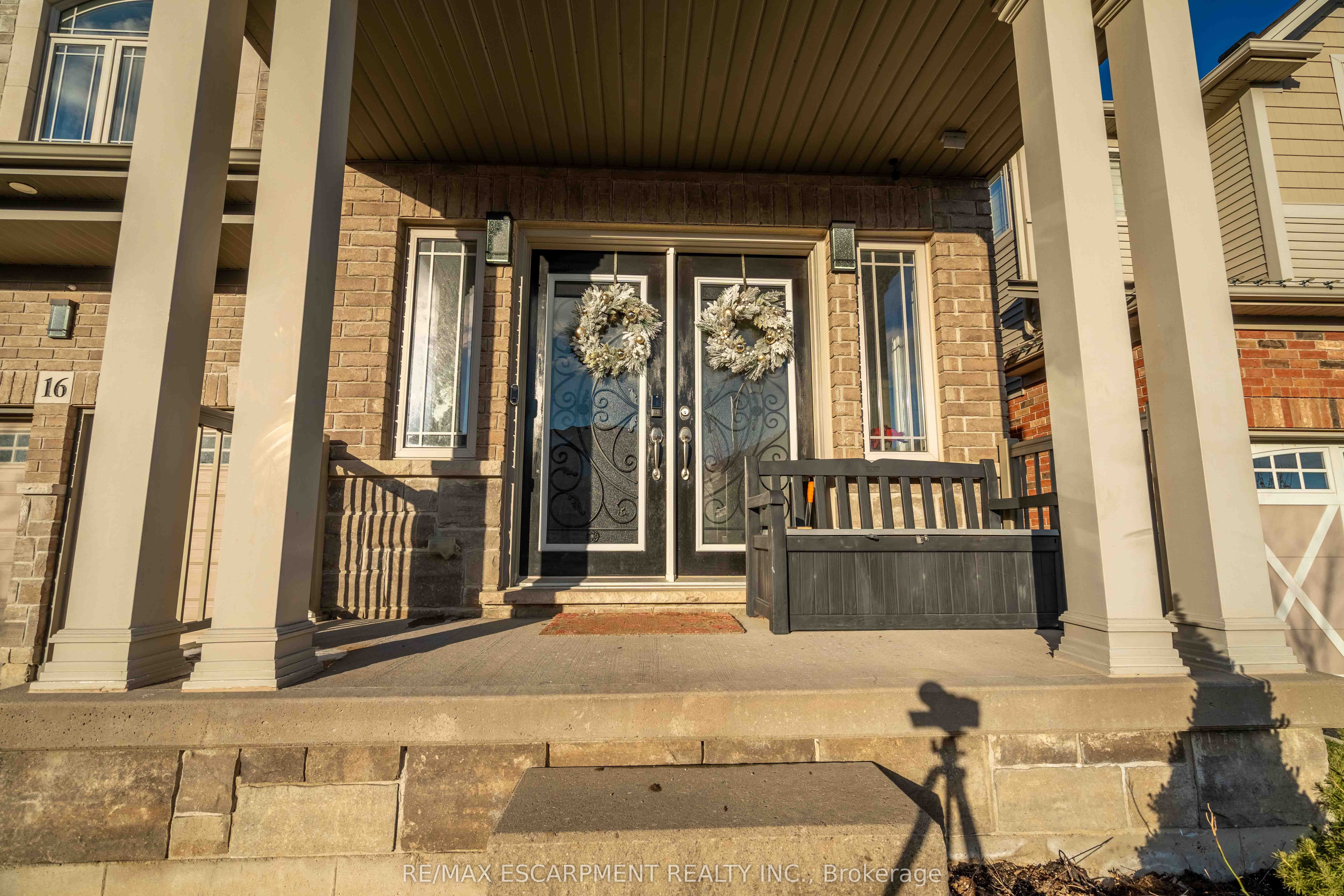 16 Kinsman Drive Property Photo 3