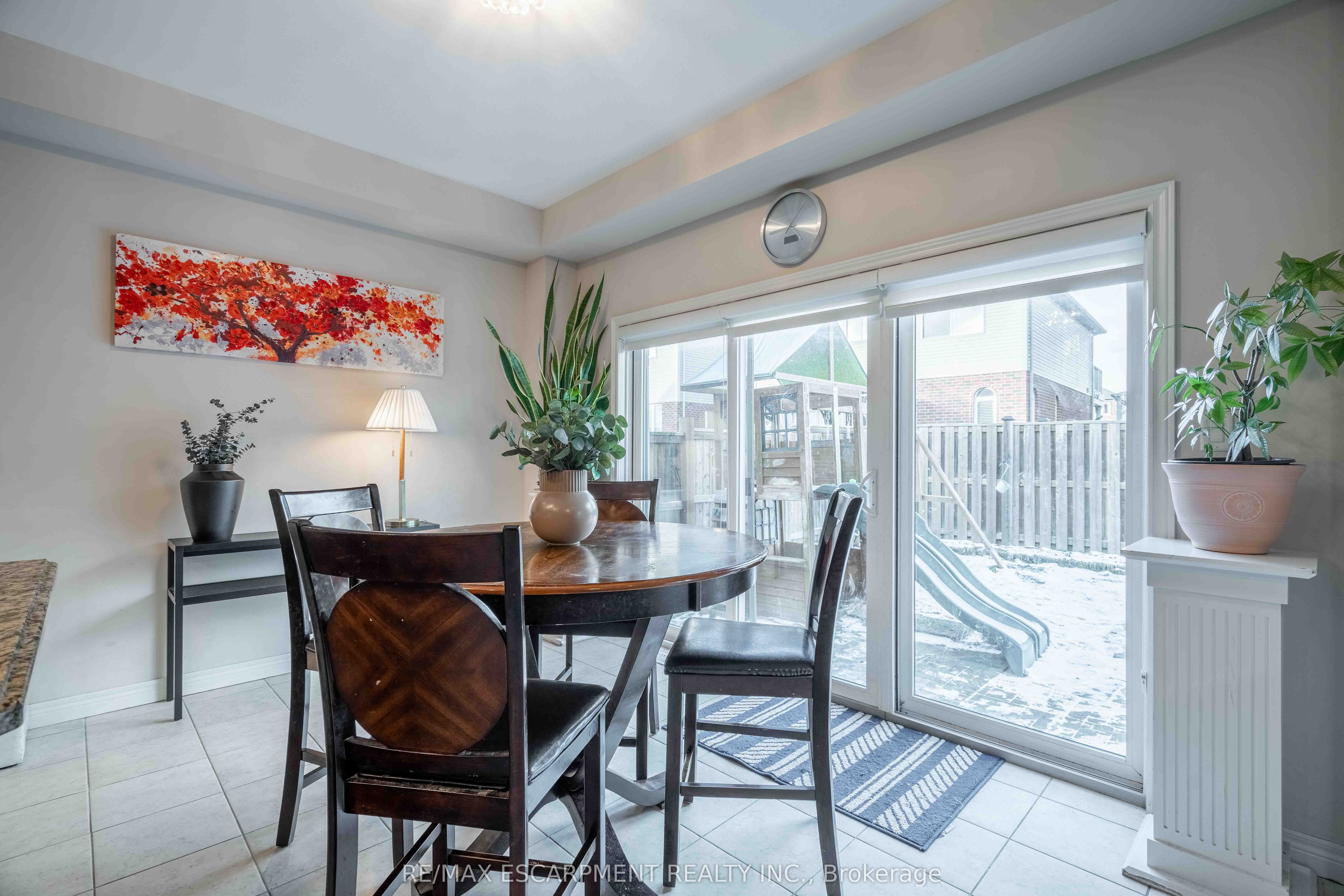 16 Kinsman Drive Property Photo 18