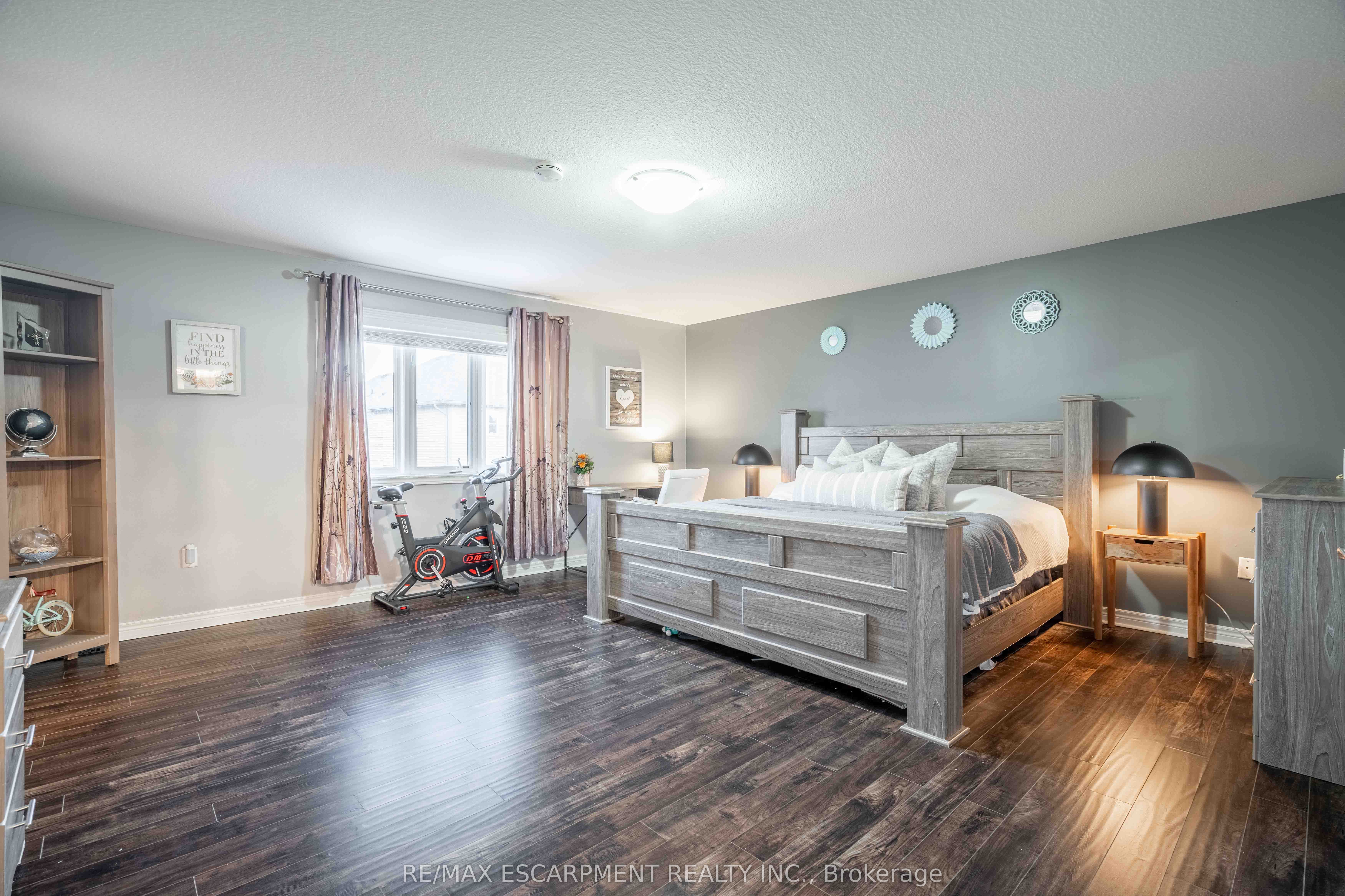 16 Kinsman Drive Property Photo 28