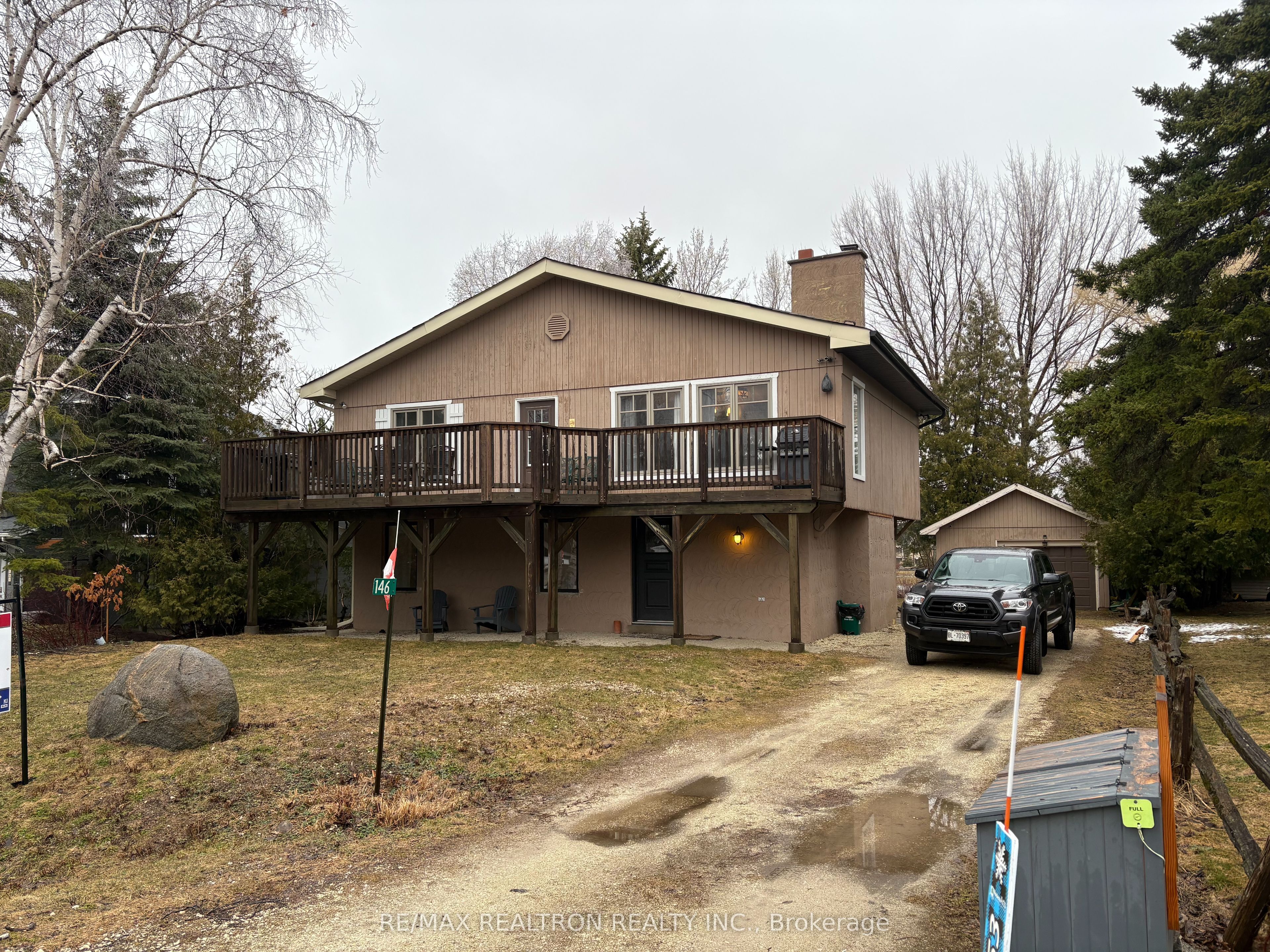 146 Carmichael Crescent Property Photo