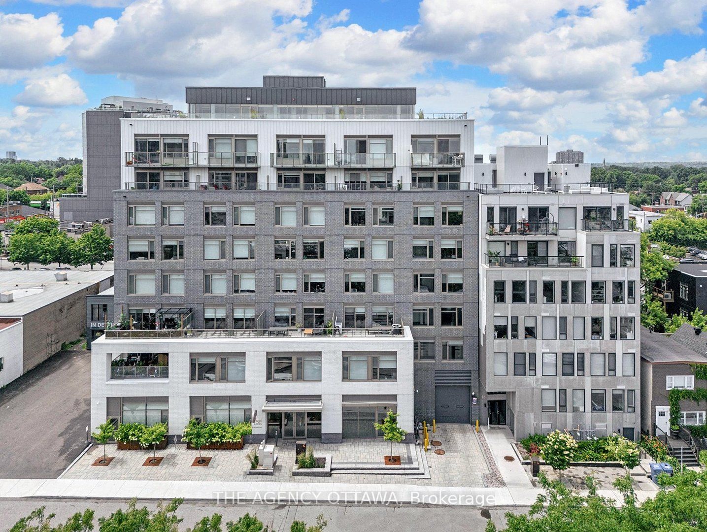 #511 - 18 Hamilton Avenue Property Photo