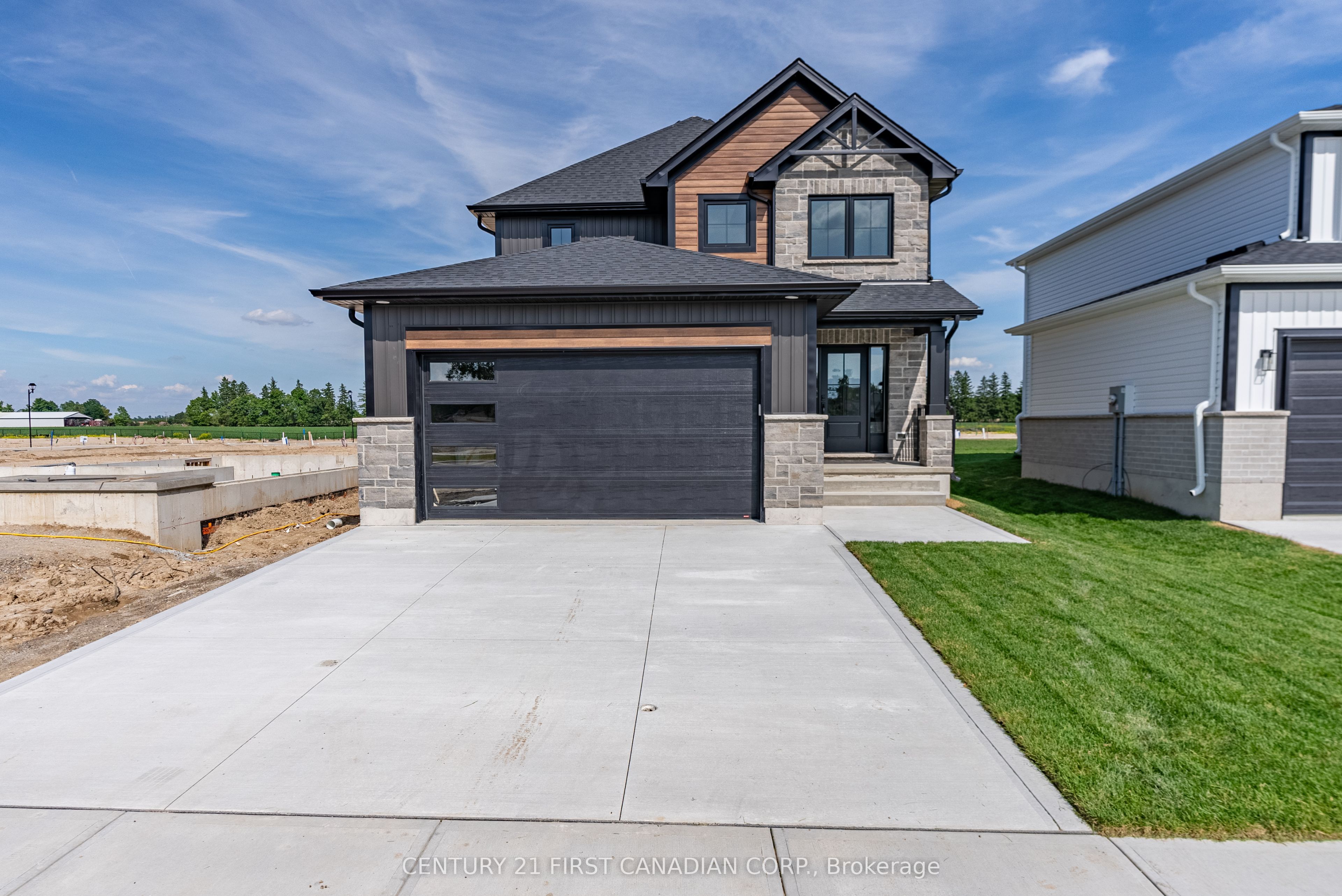 38 Postma Crescent Property Photo