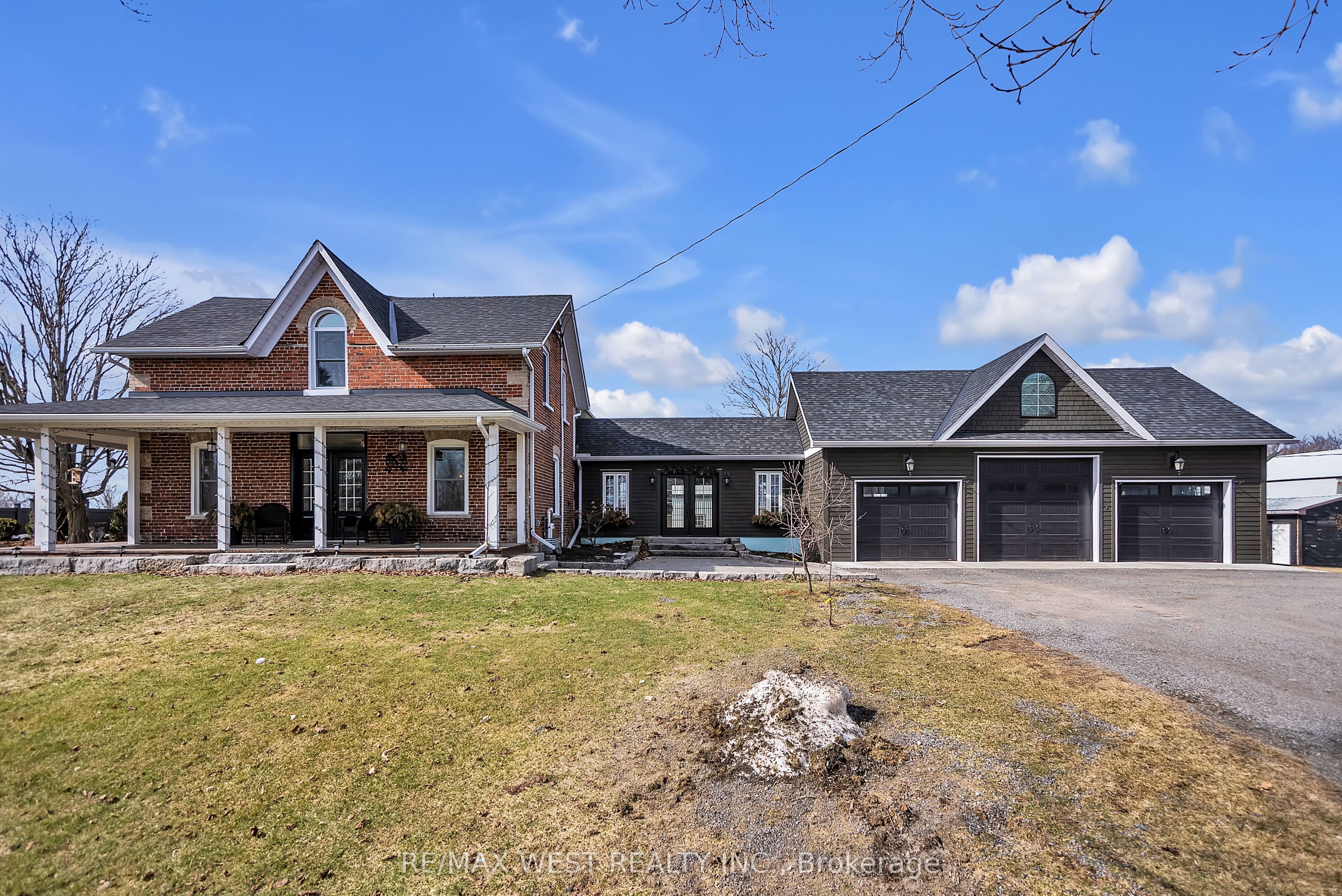 1694 Asphodel 7th Line Property Photo
