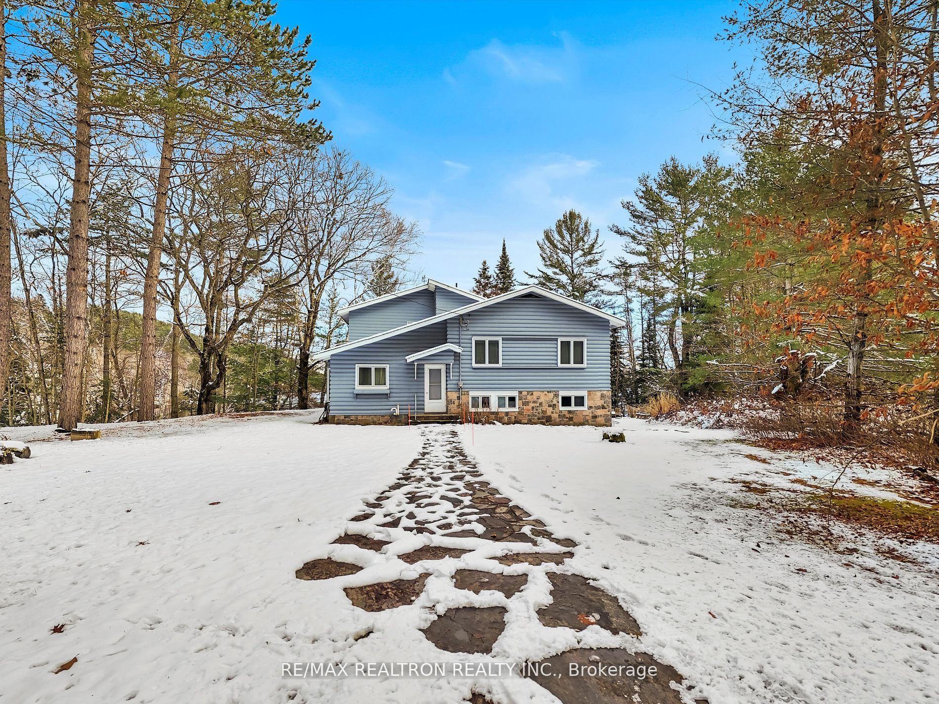 23 Rocky Dr Property Photo