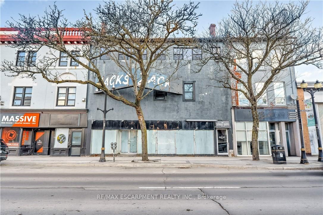#main - 323-327 King Street Property Photo 5
