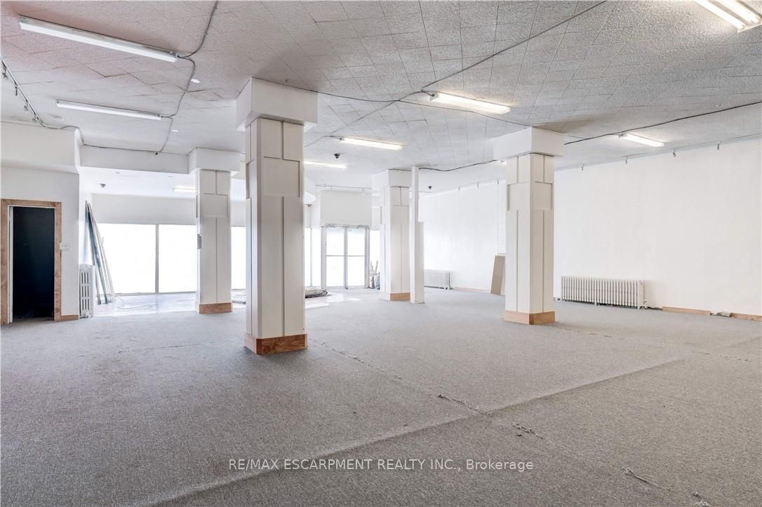 #main - 323-327 King Street Property Photo 6