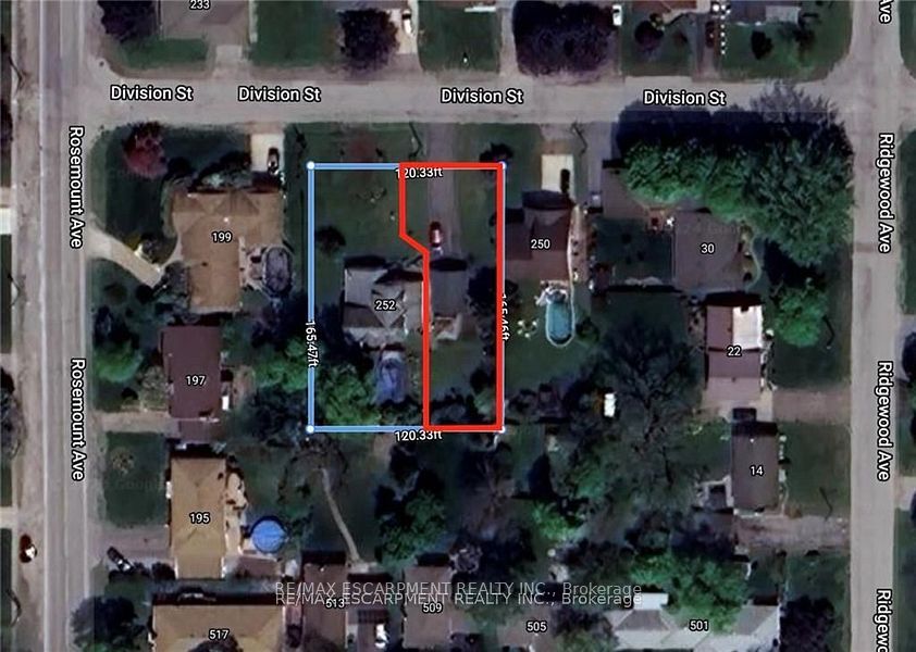 252 Division St Property Photo