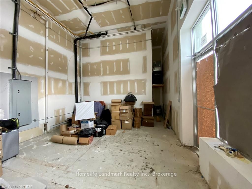 #102 - 288 Albert Street Property Photo 3
