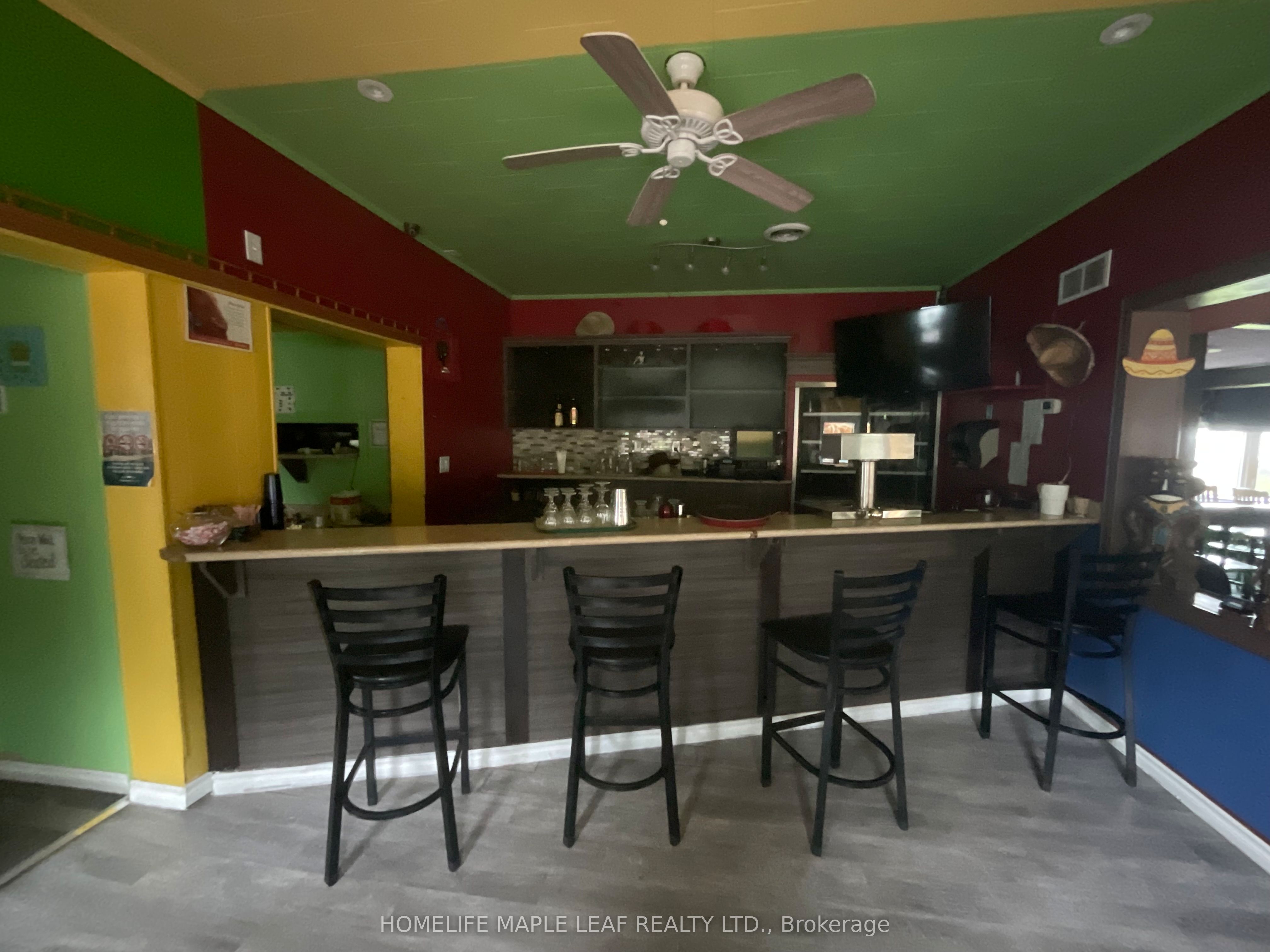 5391 King Street Property Photo 7