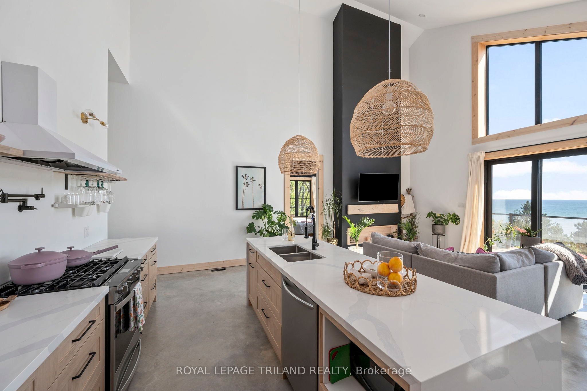 164 Brayside Street Property Photo 13