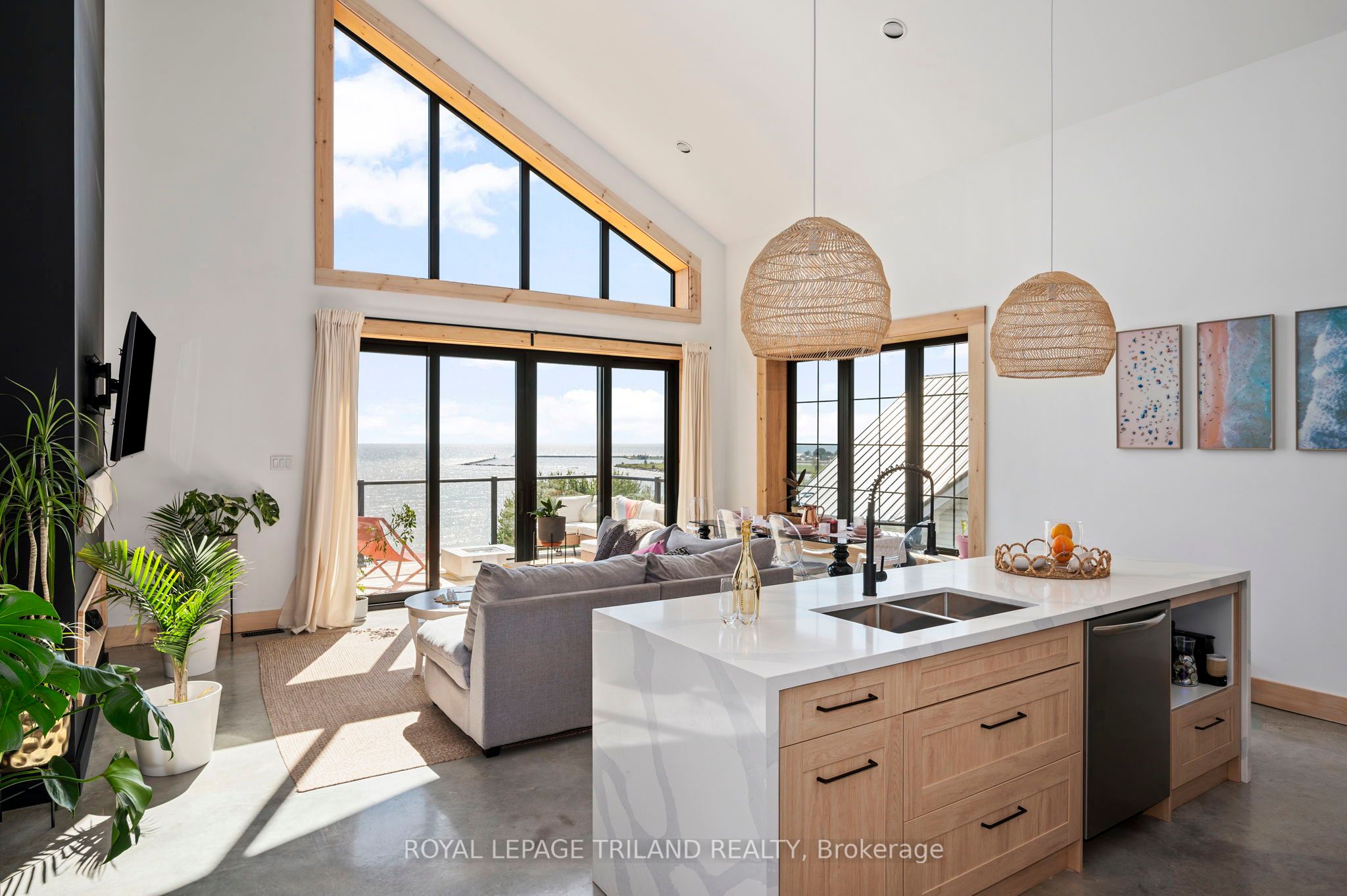 164 Brayside Street Property Photo 14
