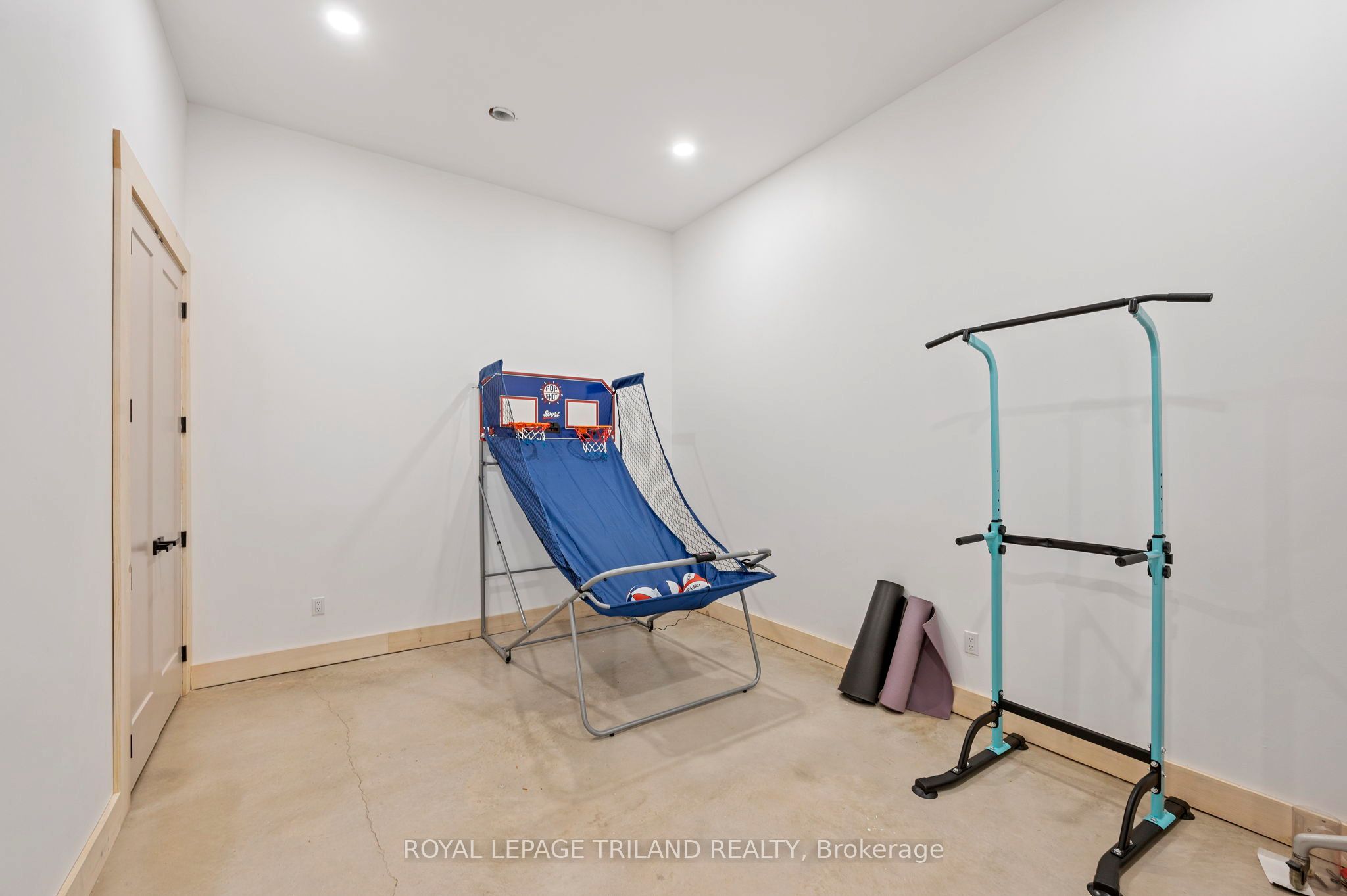 164 Brayside Street Property Photo 31