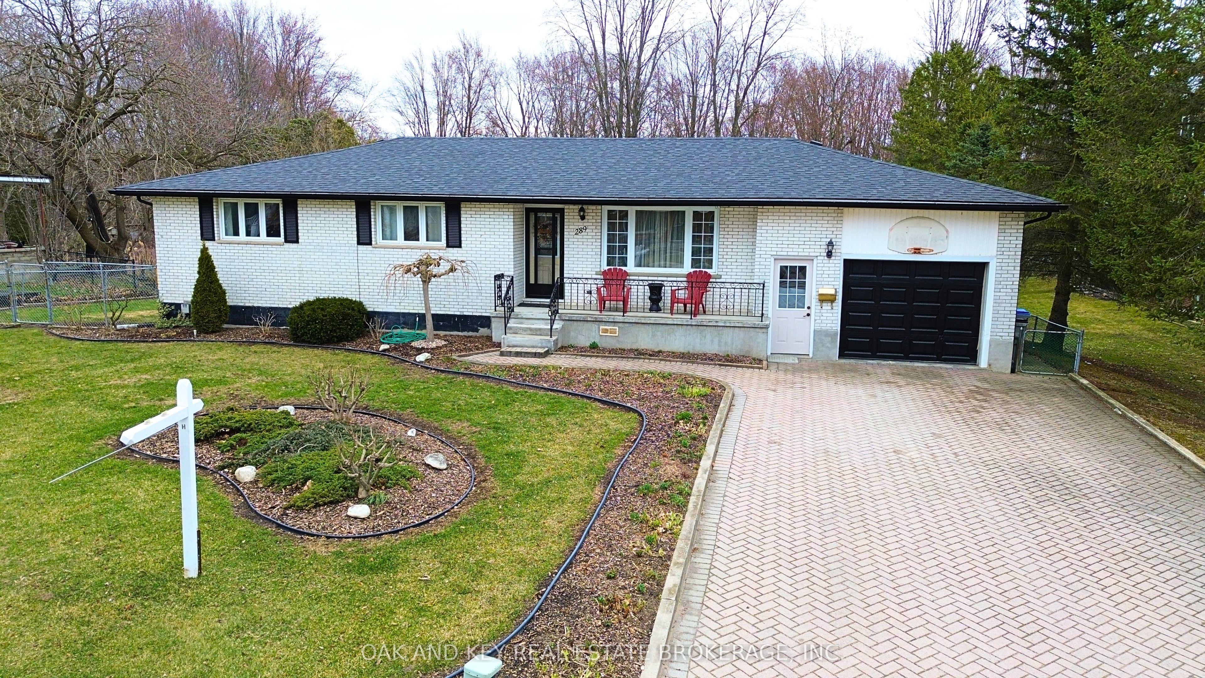 289 Carrie St Property Photo