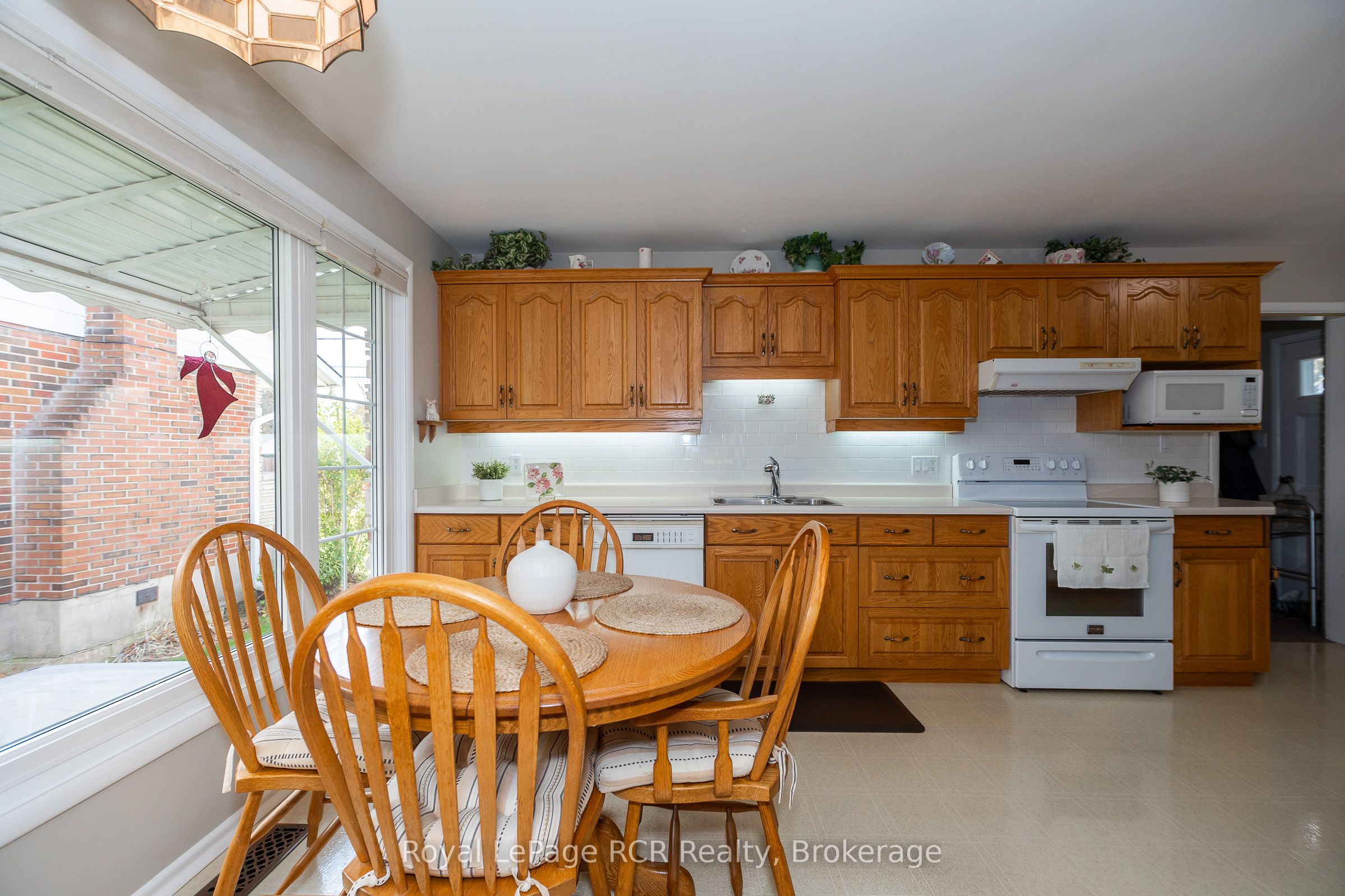 149 7th Avenue E Property Photo 12