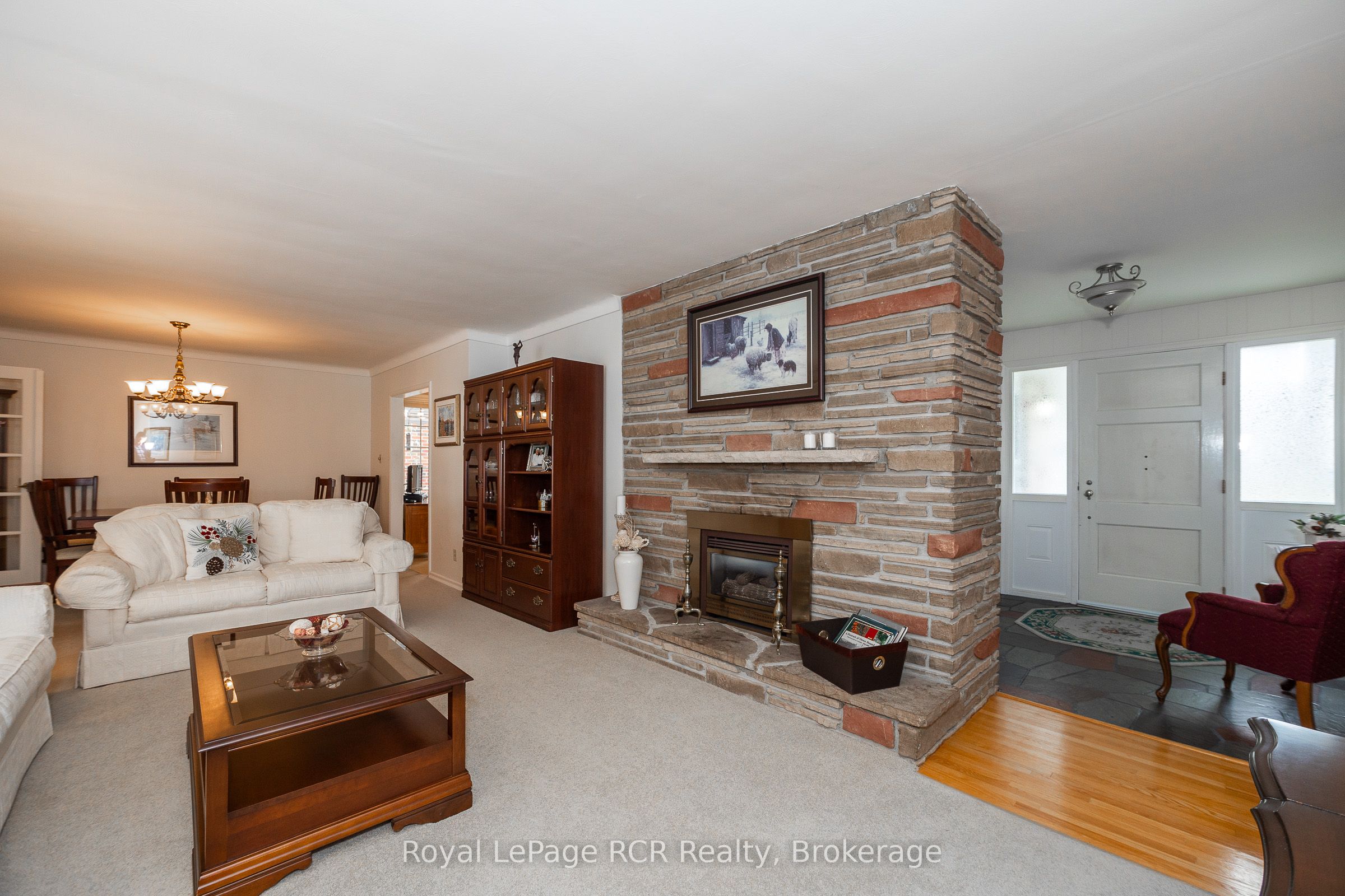 149 7th Avenue E Property Photo 16