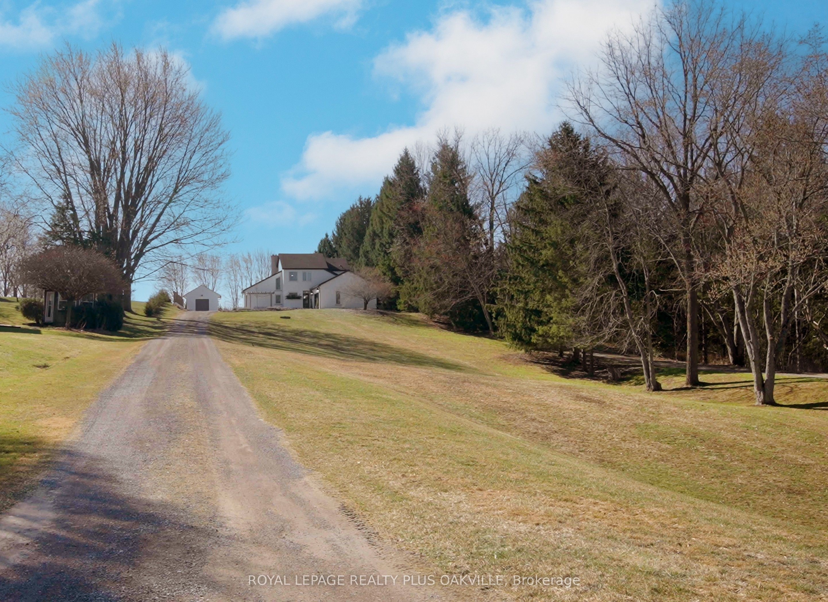 3942 Governors Road Property Photo 1