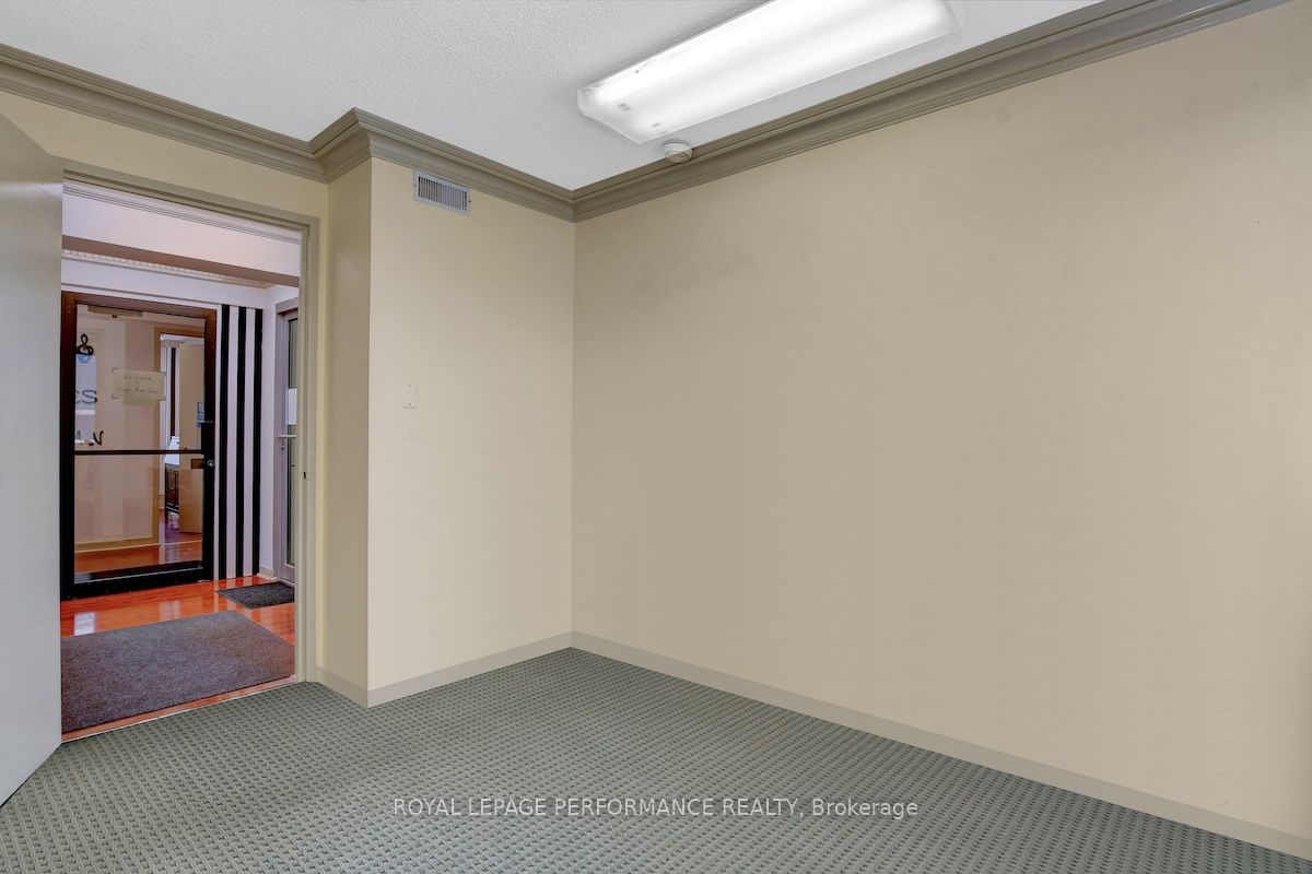 255 Montreal Road Property Photo 14