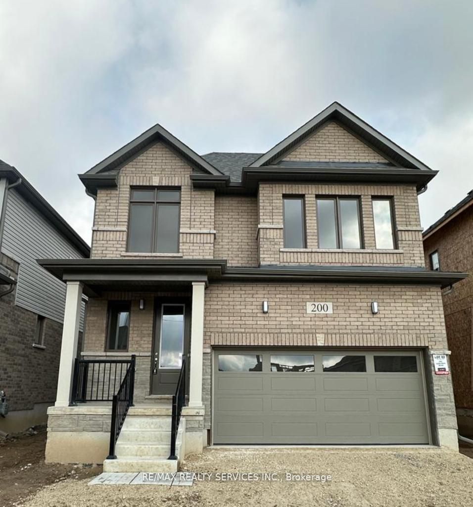 200 Leslie Davis Street Property Photo 1