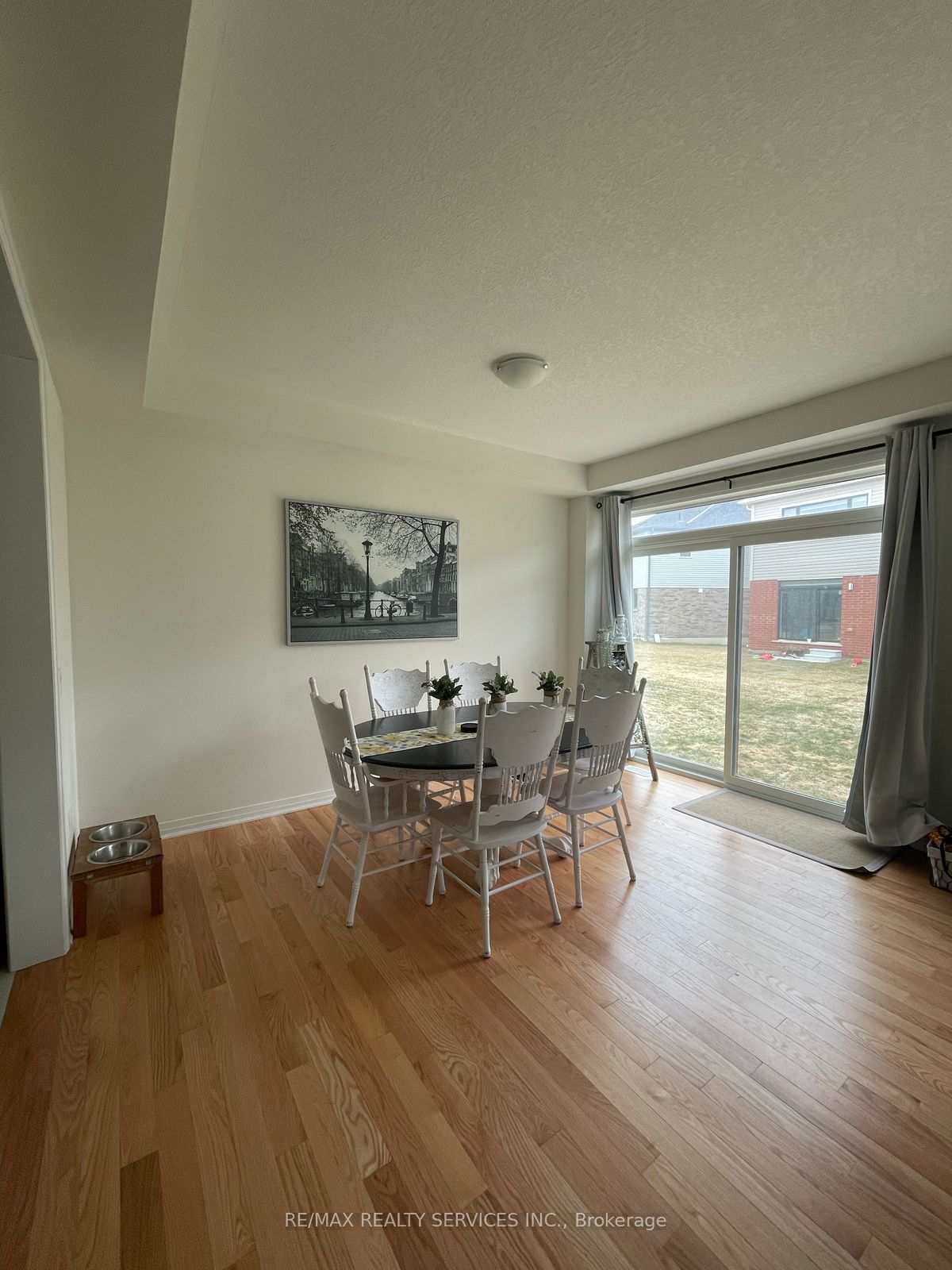 200 Leslie Davis Street Property Photo 4