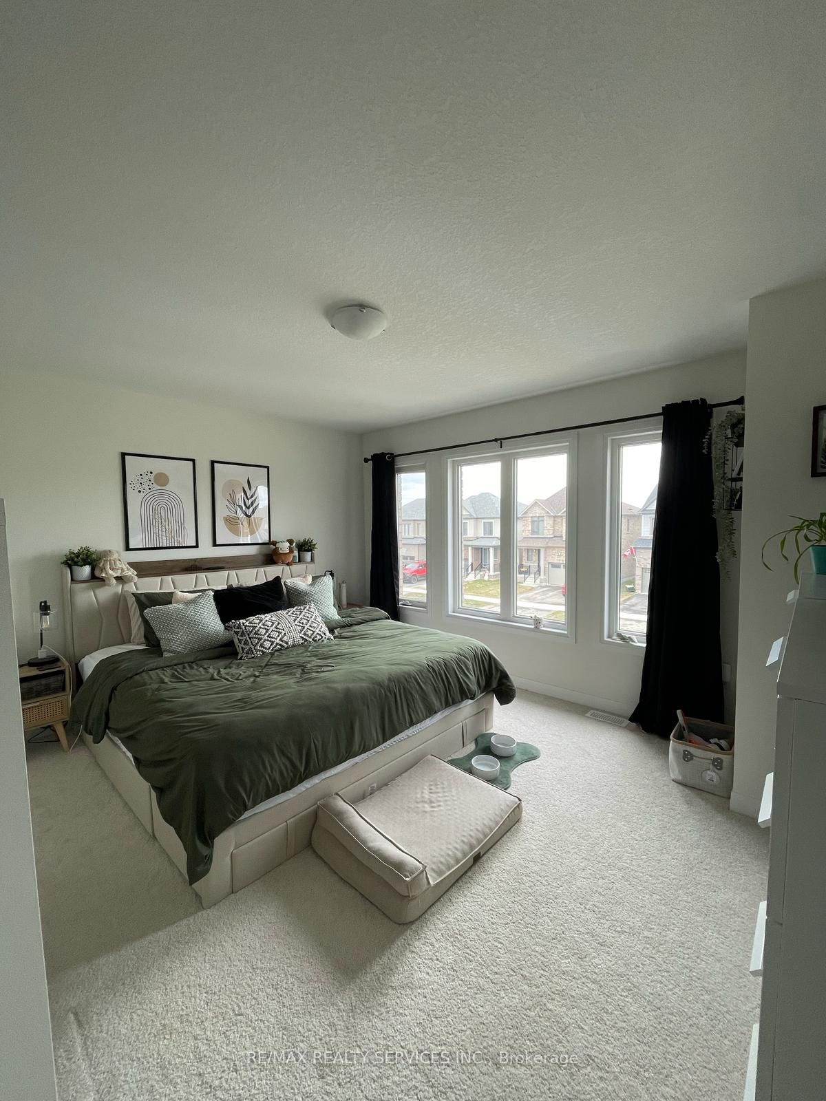 200 Leslie Davis Street Property Photo 17