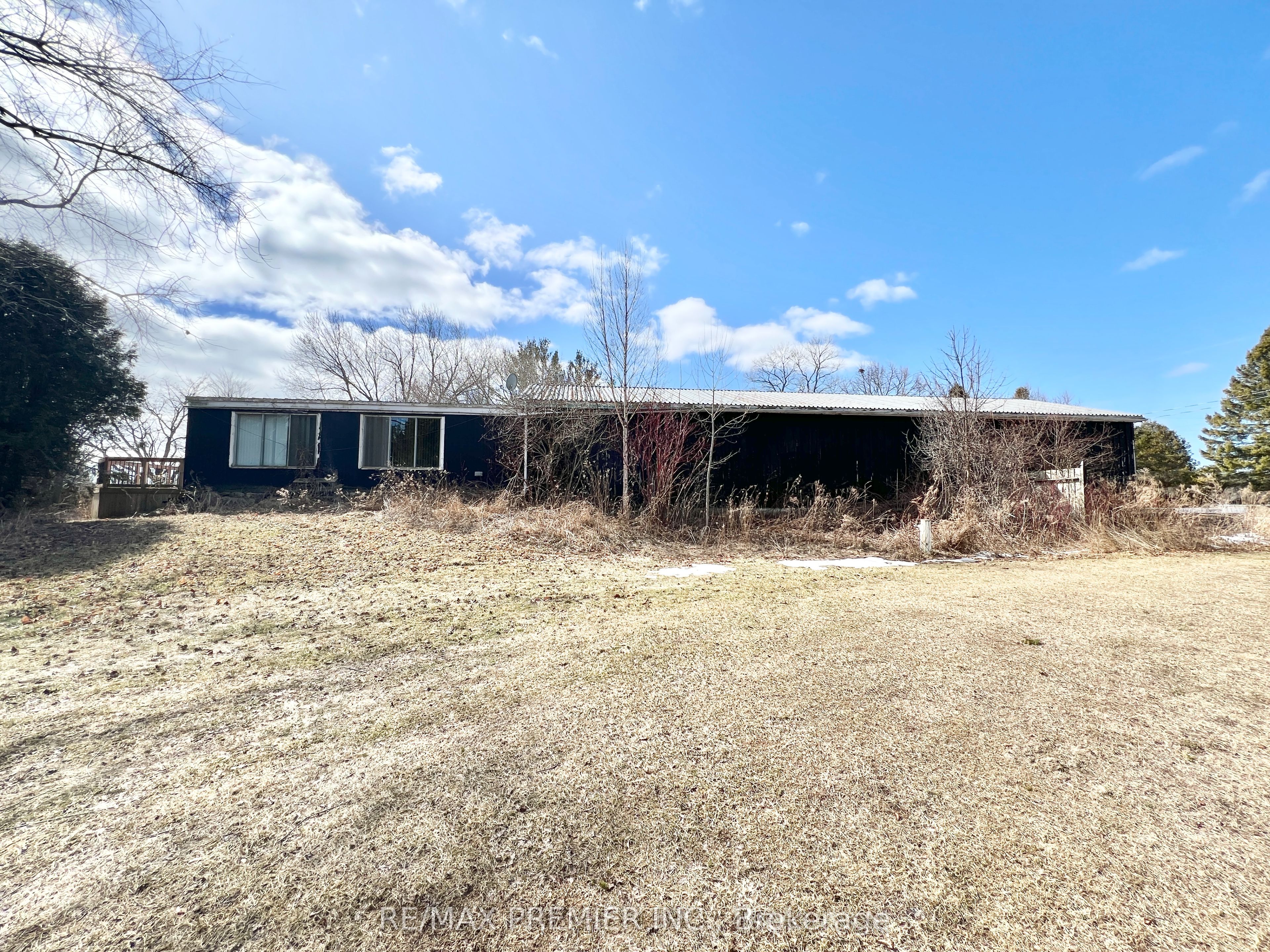 263 Simpson Road Property Photo 8