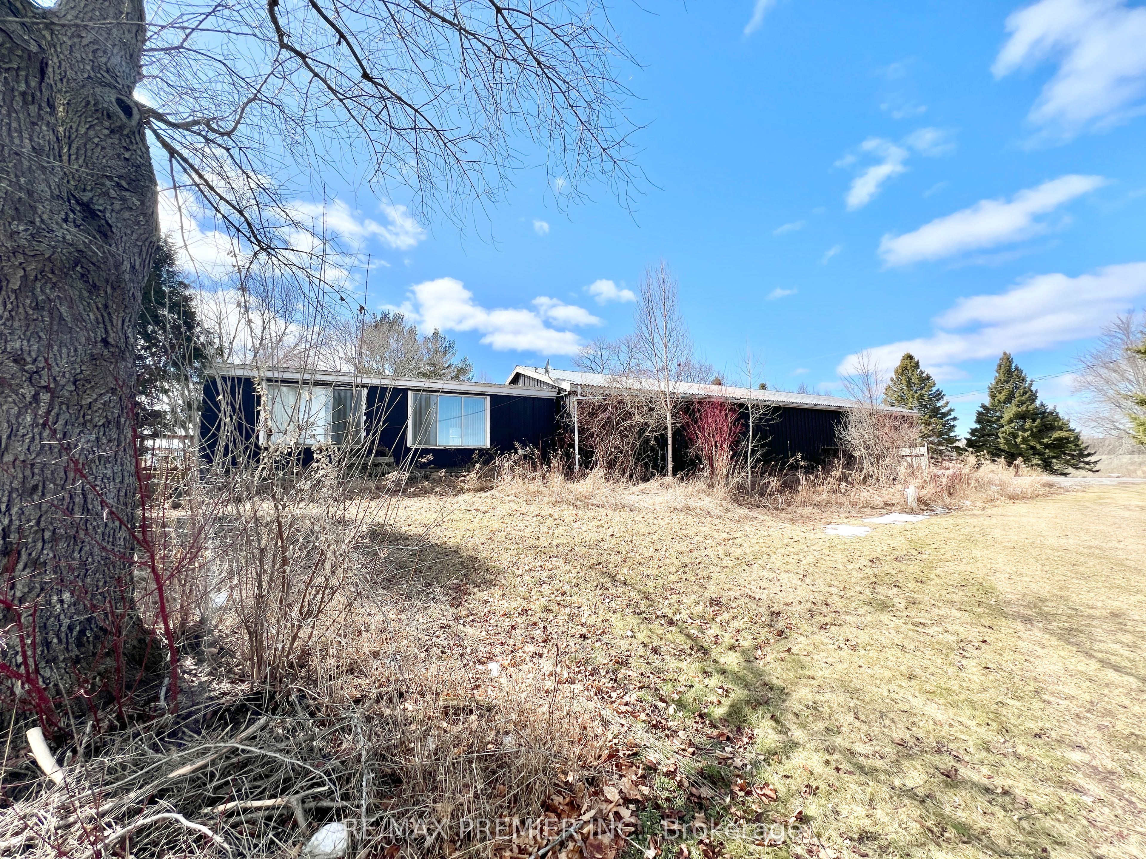 263 Simpson Road Property Photo 9