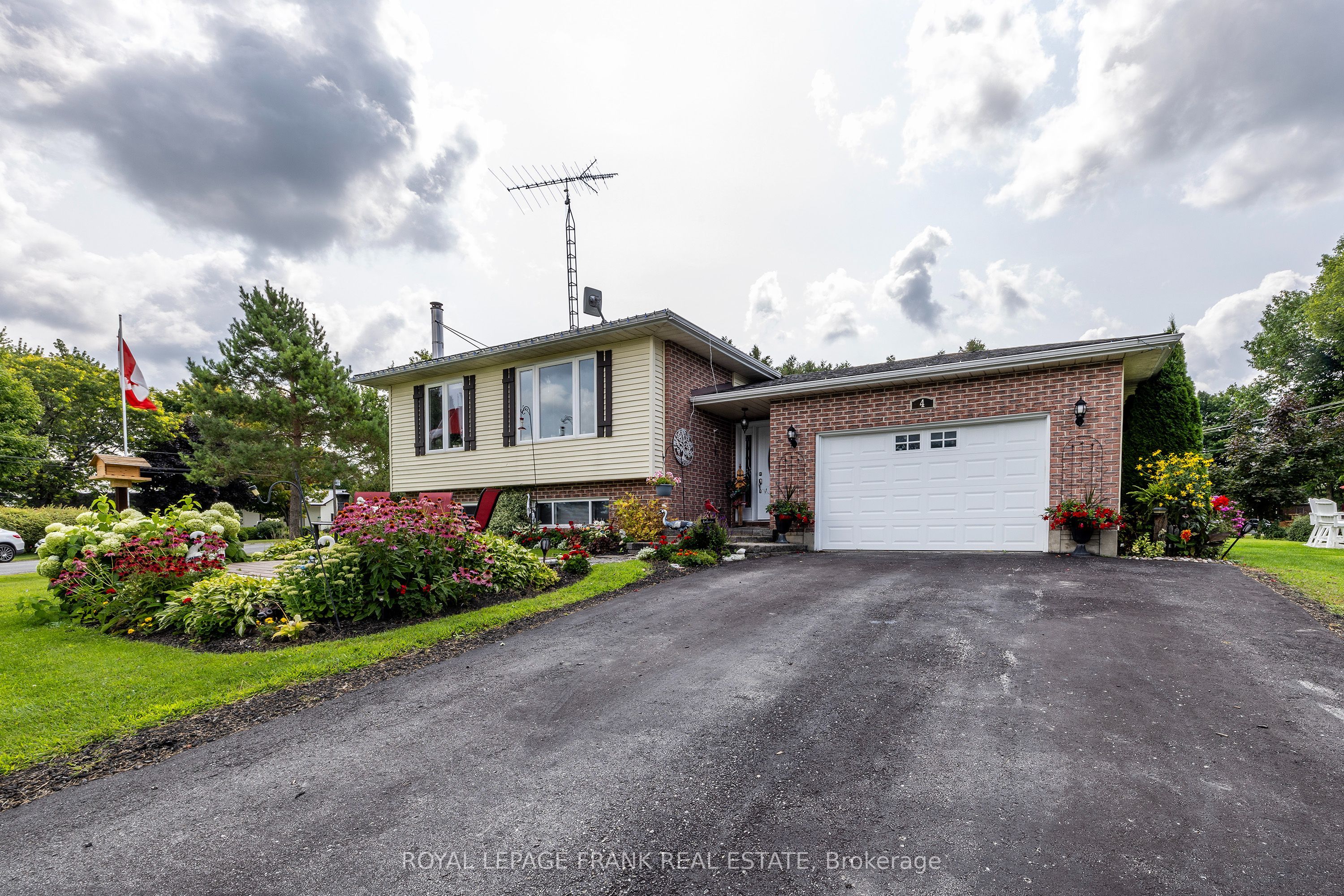 4 Shelley Drive Property Photo