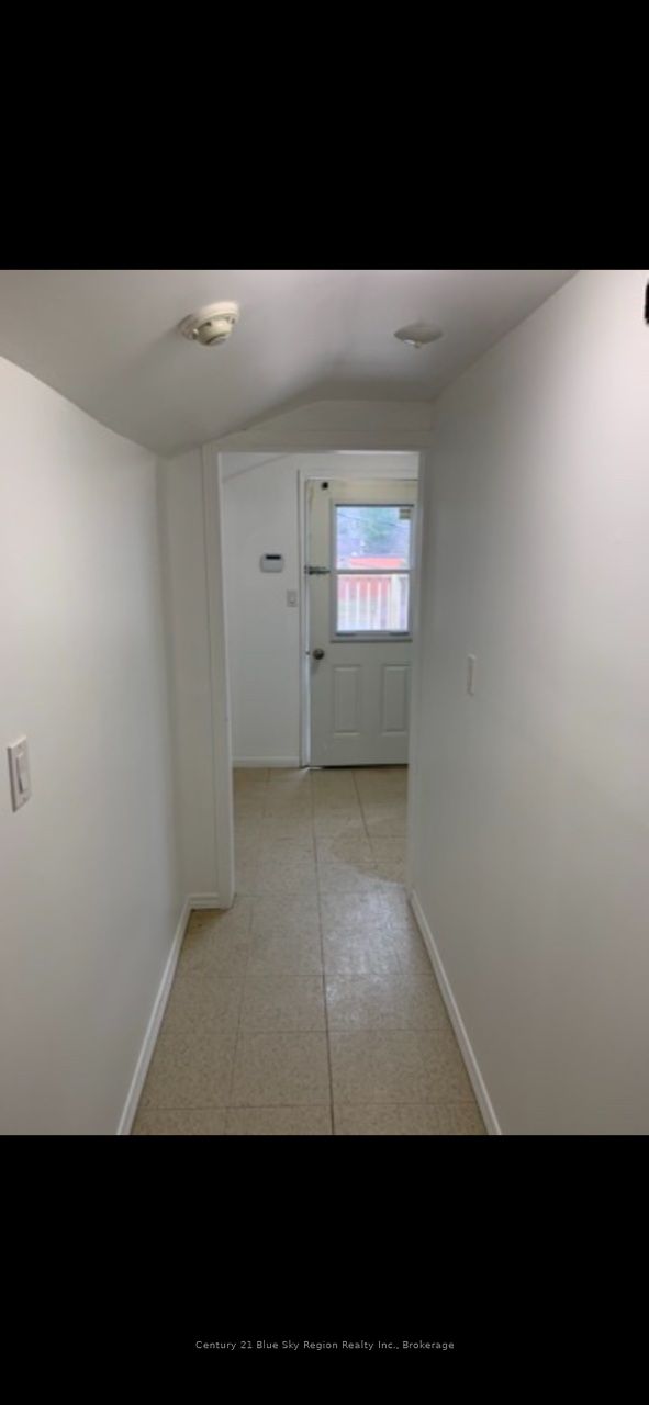 102 Main Street Property Photo 32