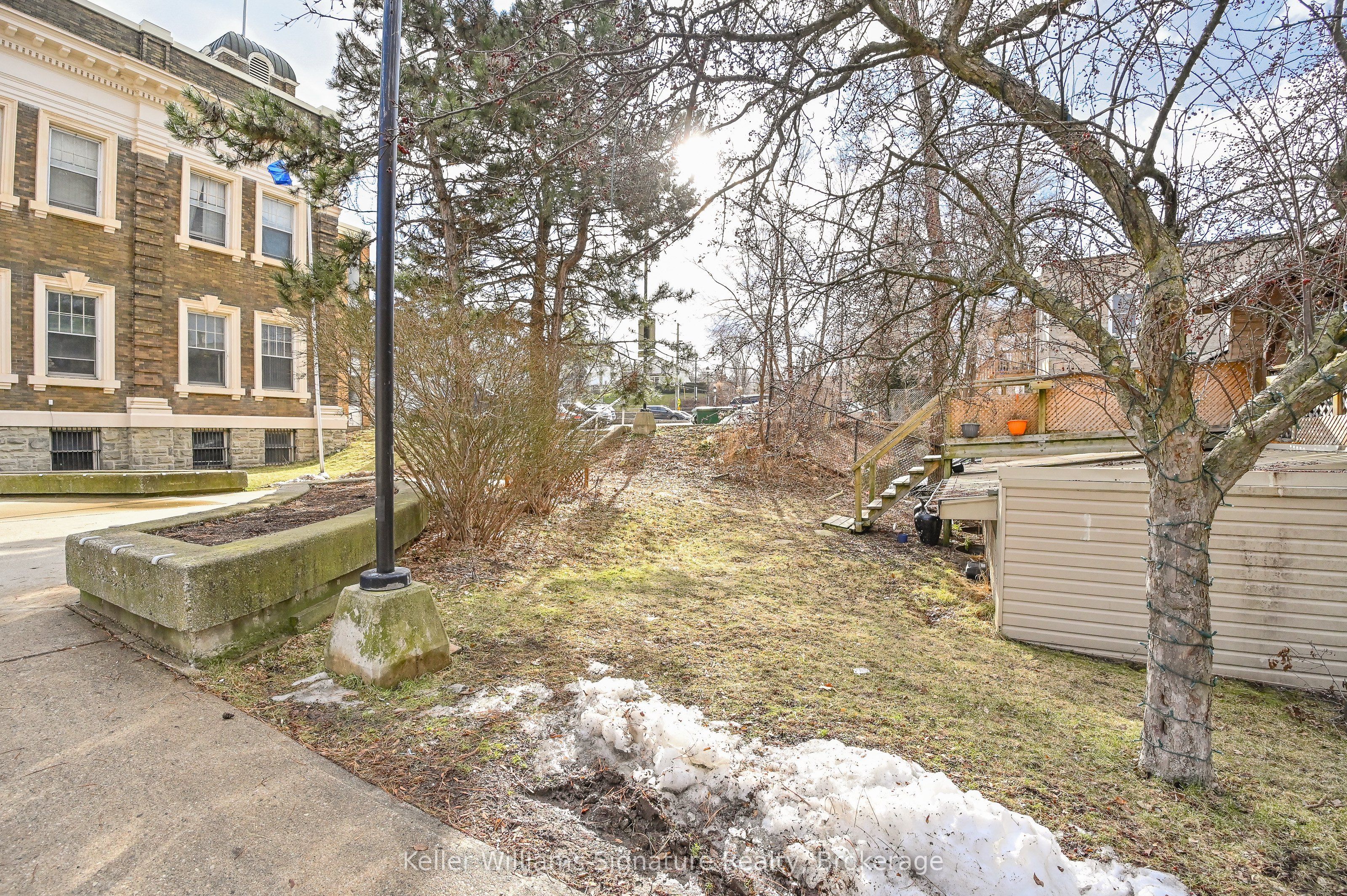 26 Queen Street Property Photo 14