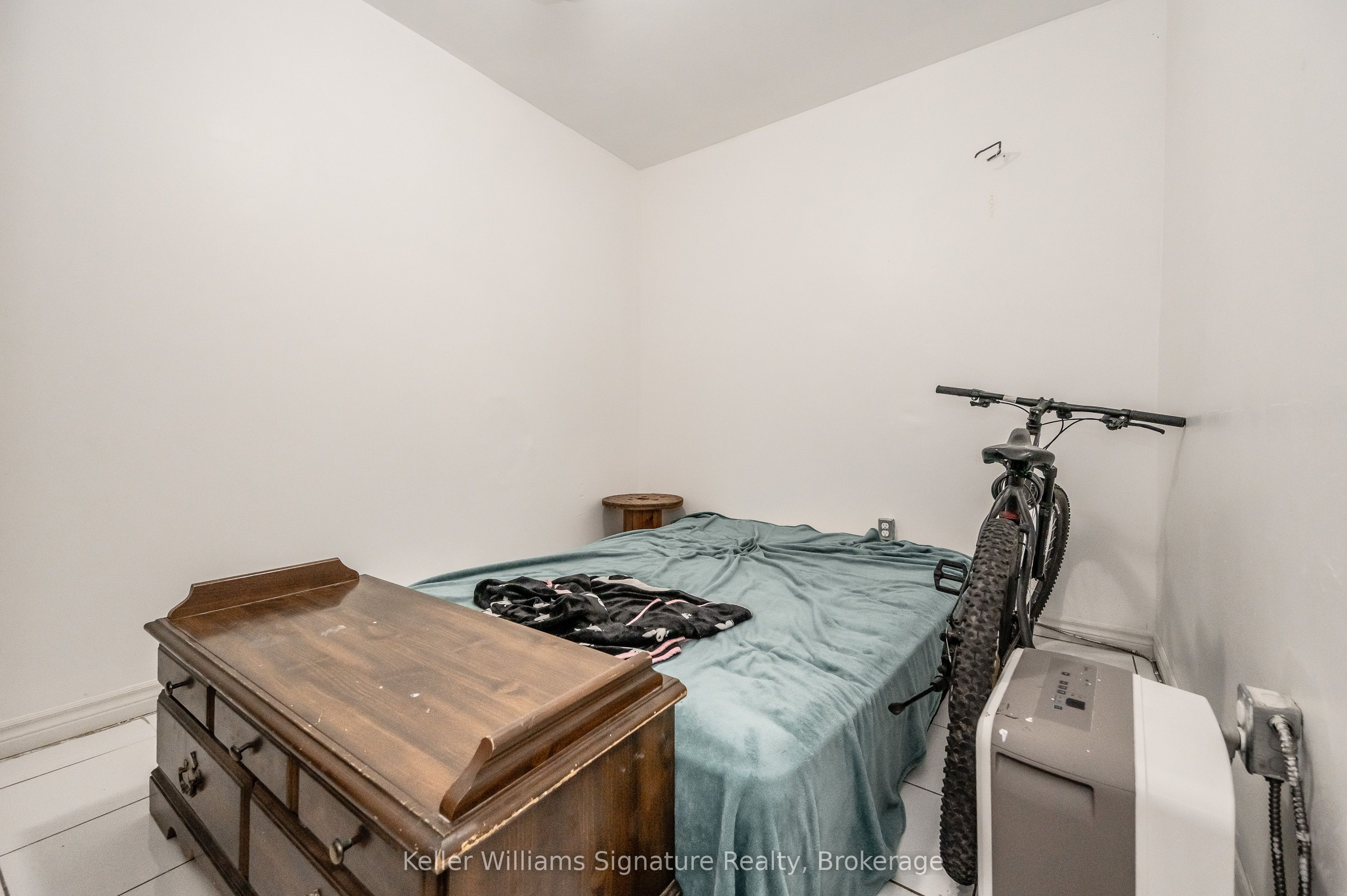 26 Queen Street Property Photo 32