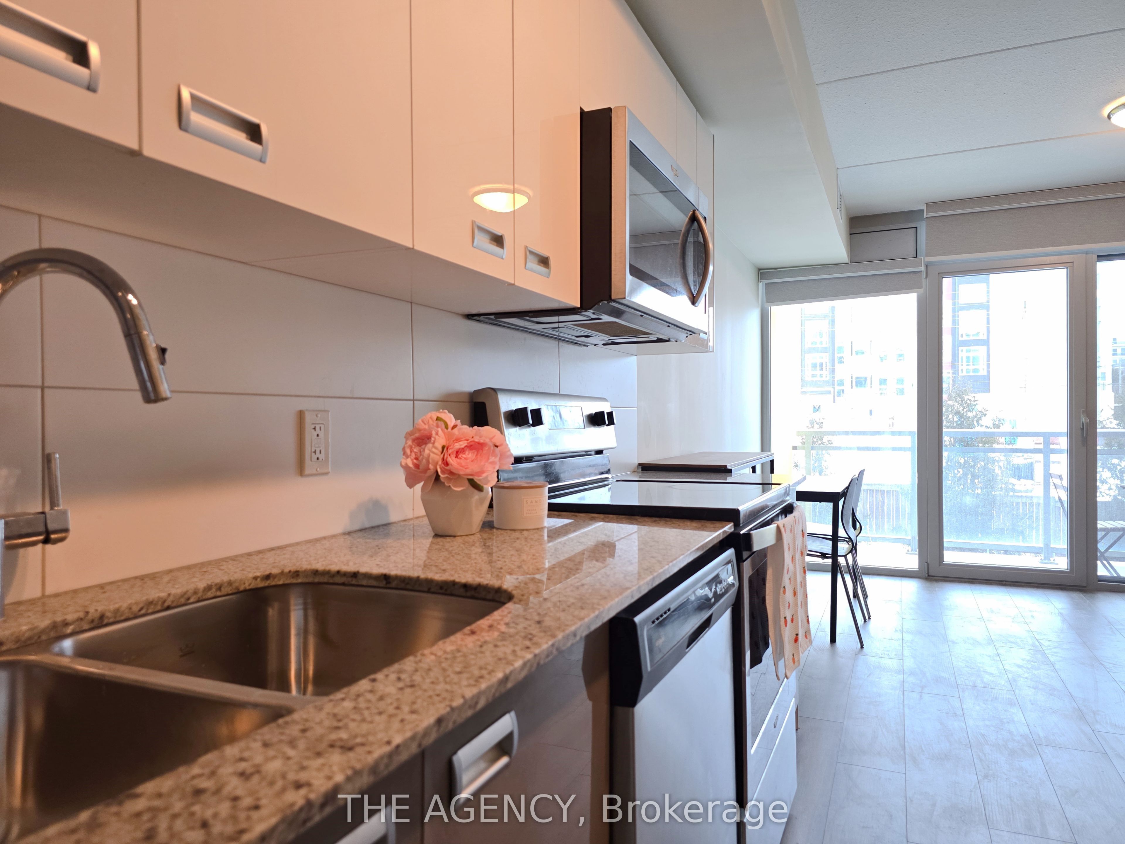 257 Hemlock Street 223 Property Photo 6