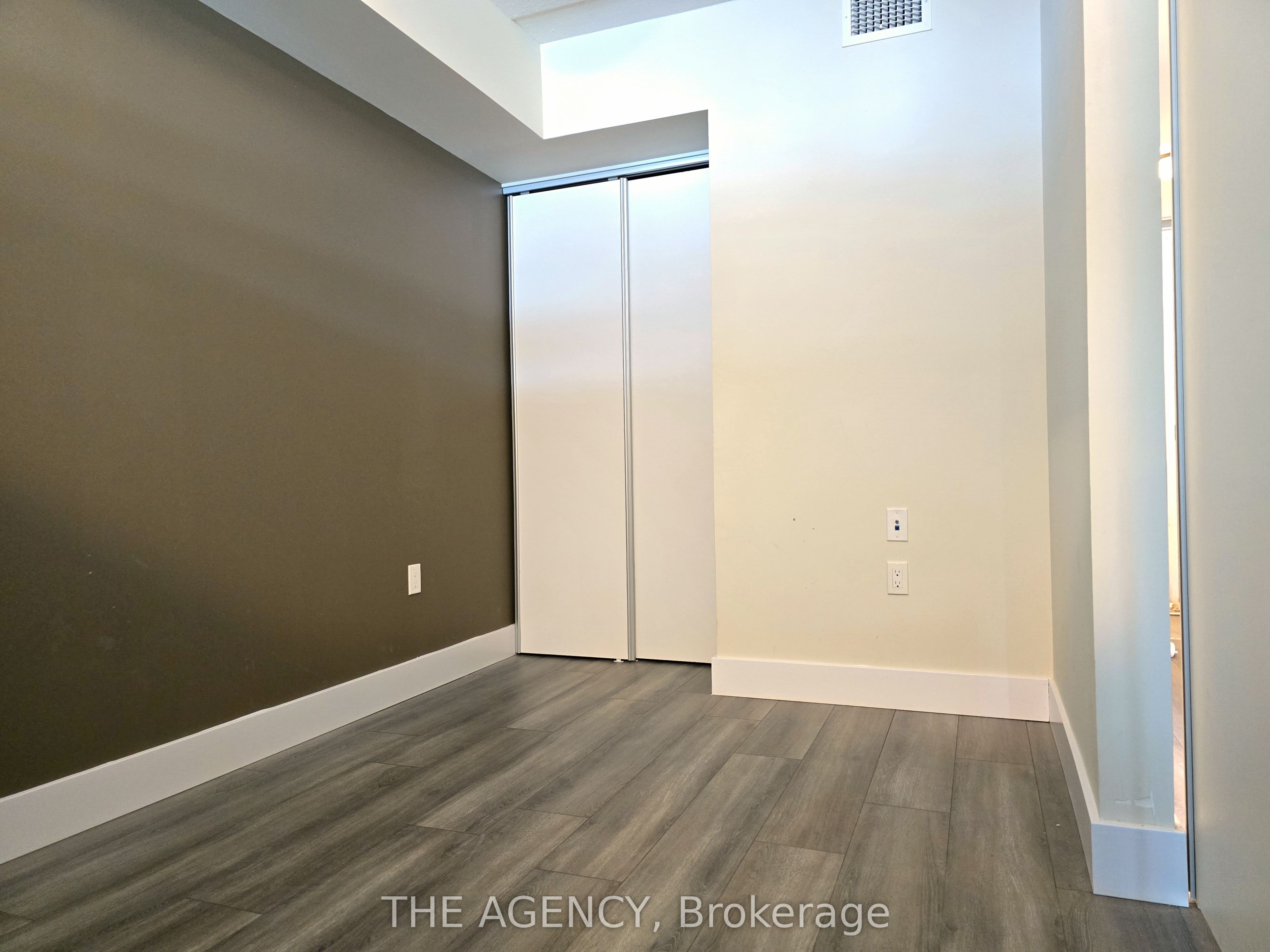 257 Hemlock Street 223 Property Photo 14