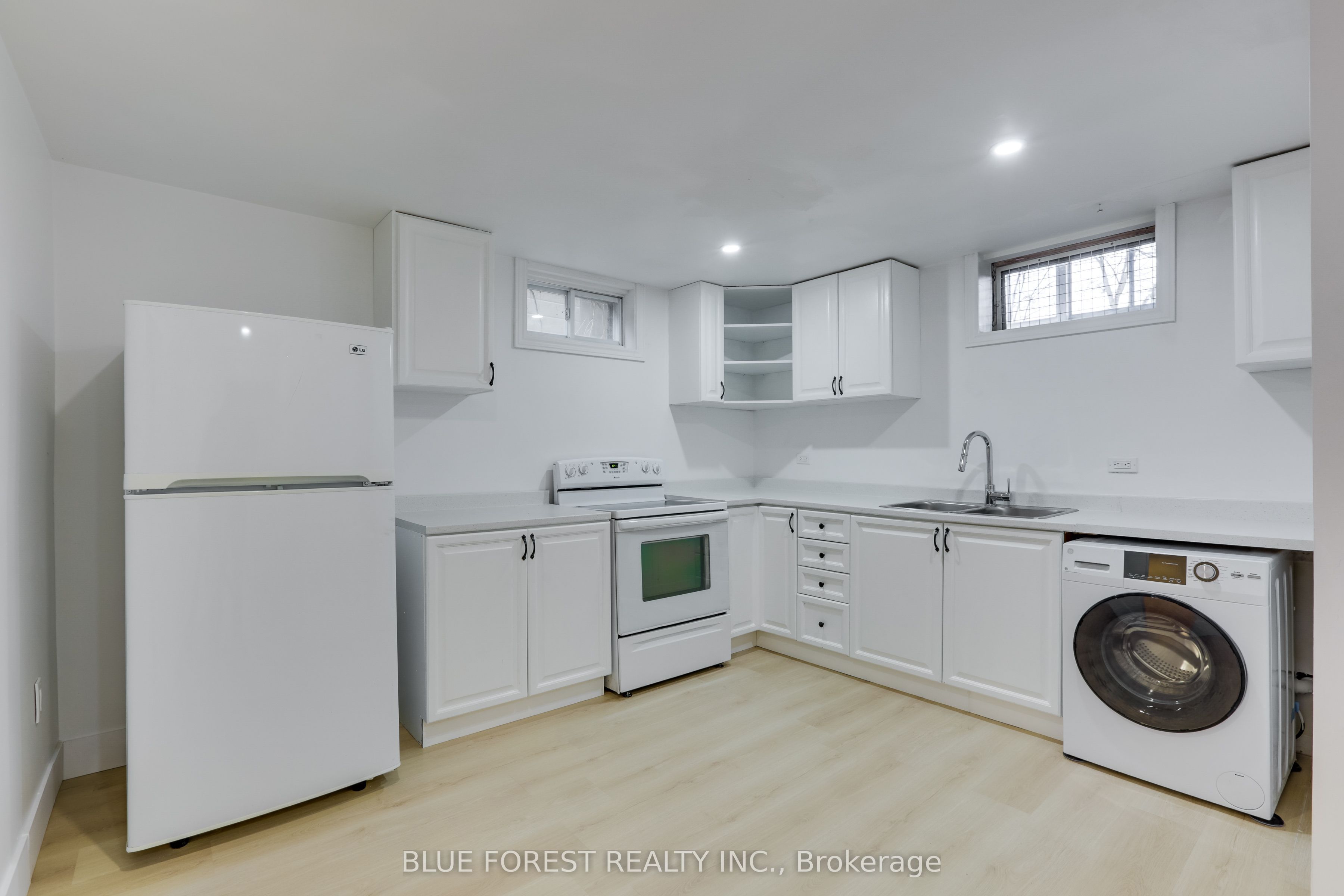 354 Mcnay Street Property Photo 33