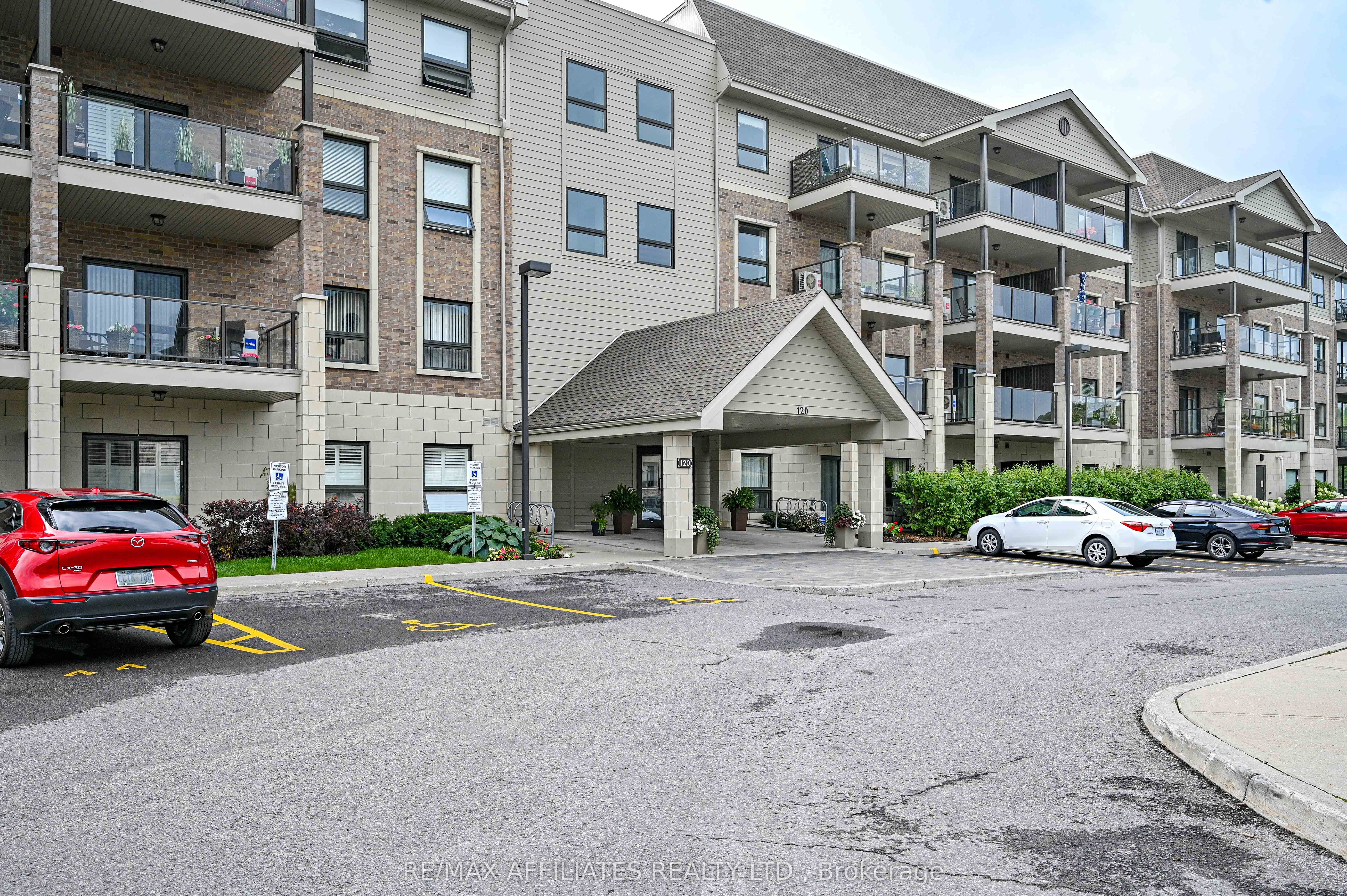 120 Prestige Cir Property Photo 1