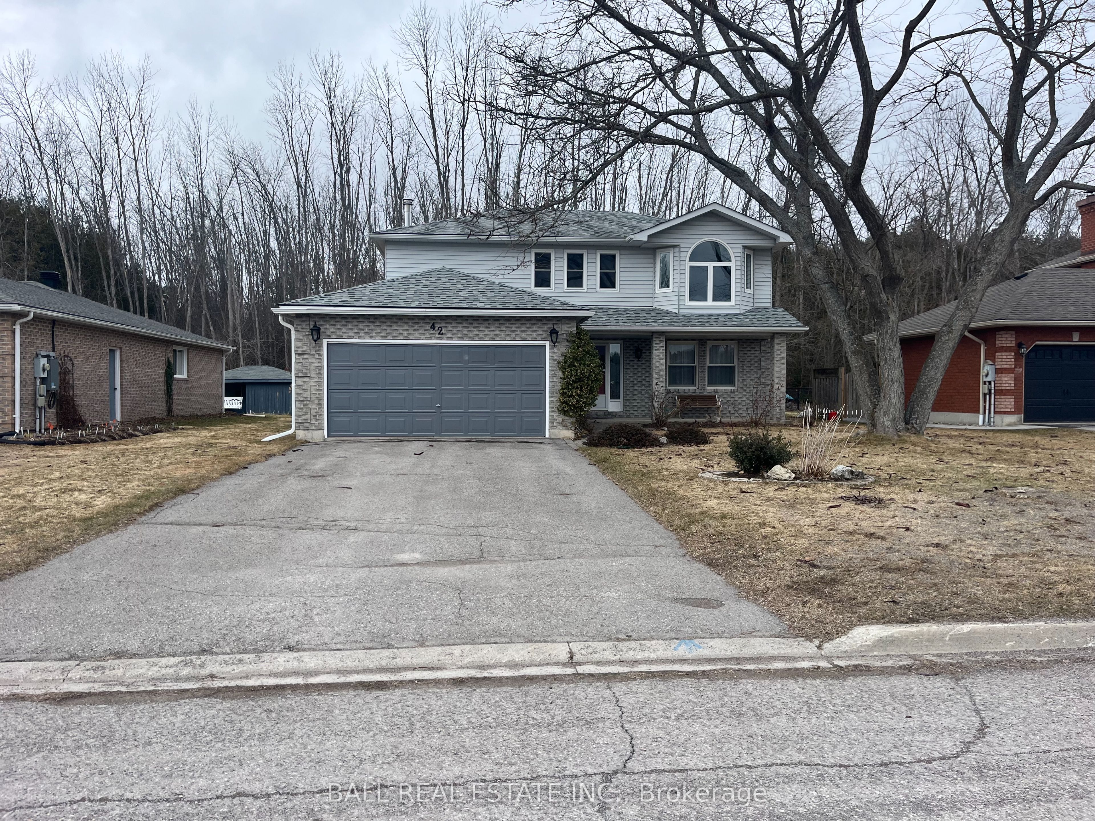 42 Stewart Drive Property Photo 2