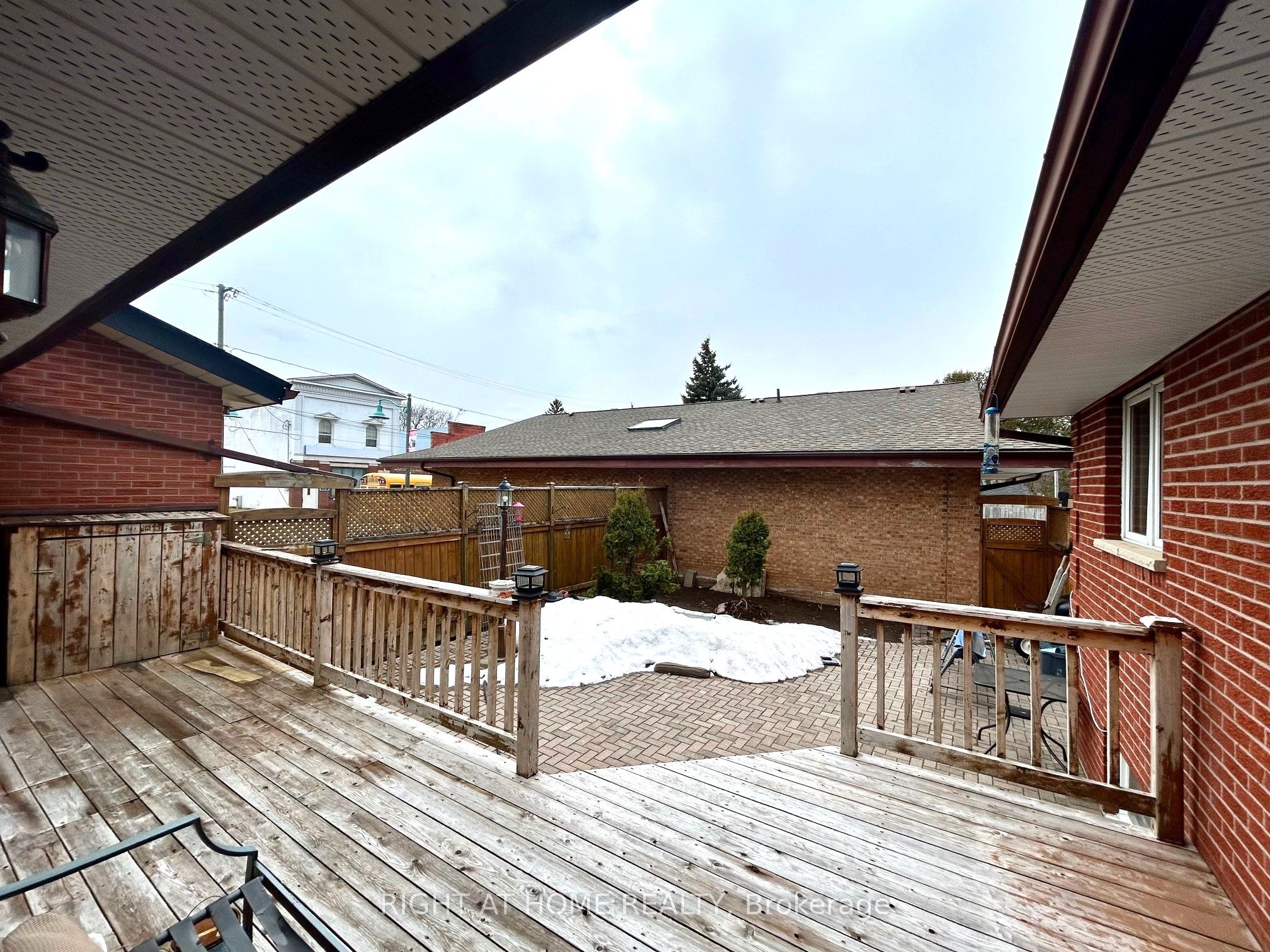 76 King Street Property Photo 22