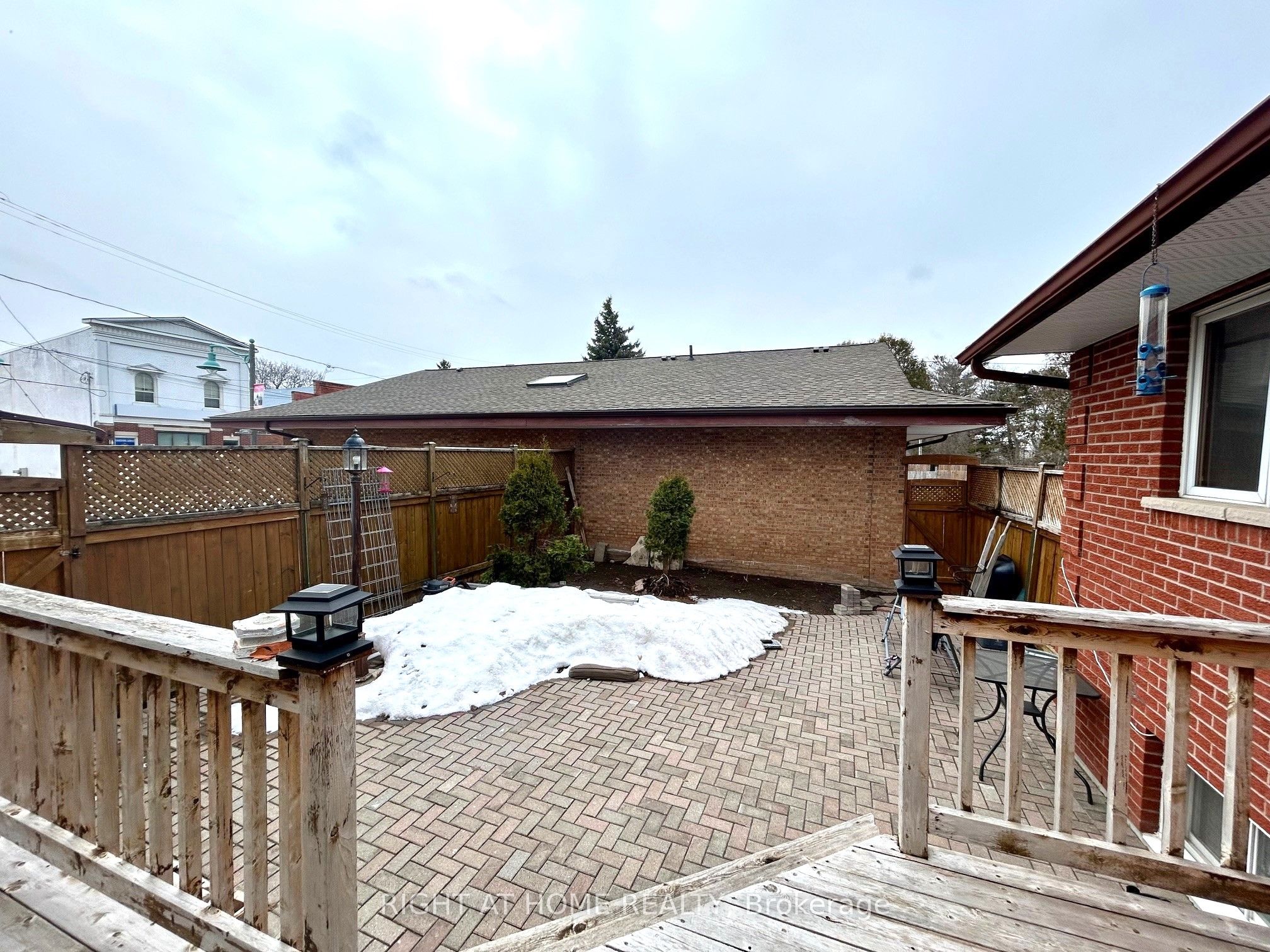 76 King Street Property Photo 24