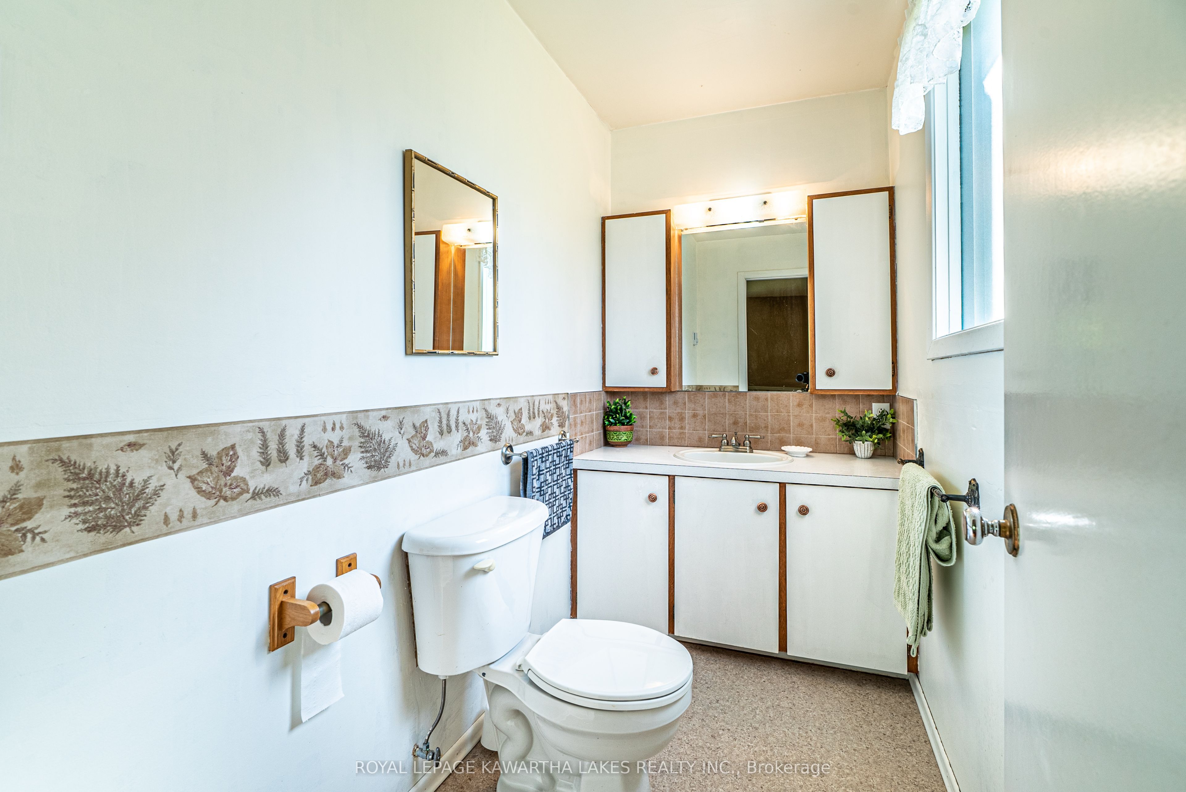 1357 Killarney Bay Road Property Photo 30