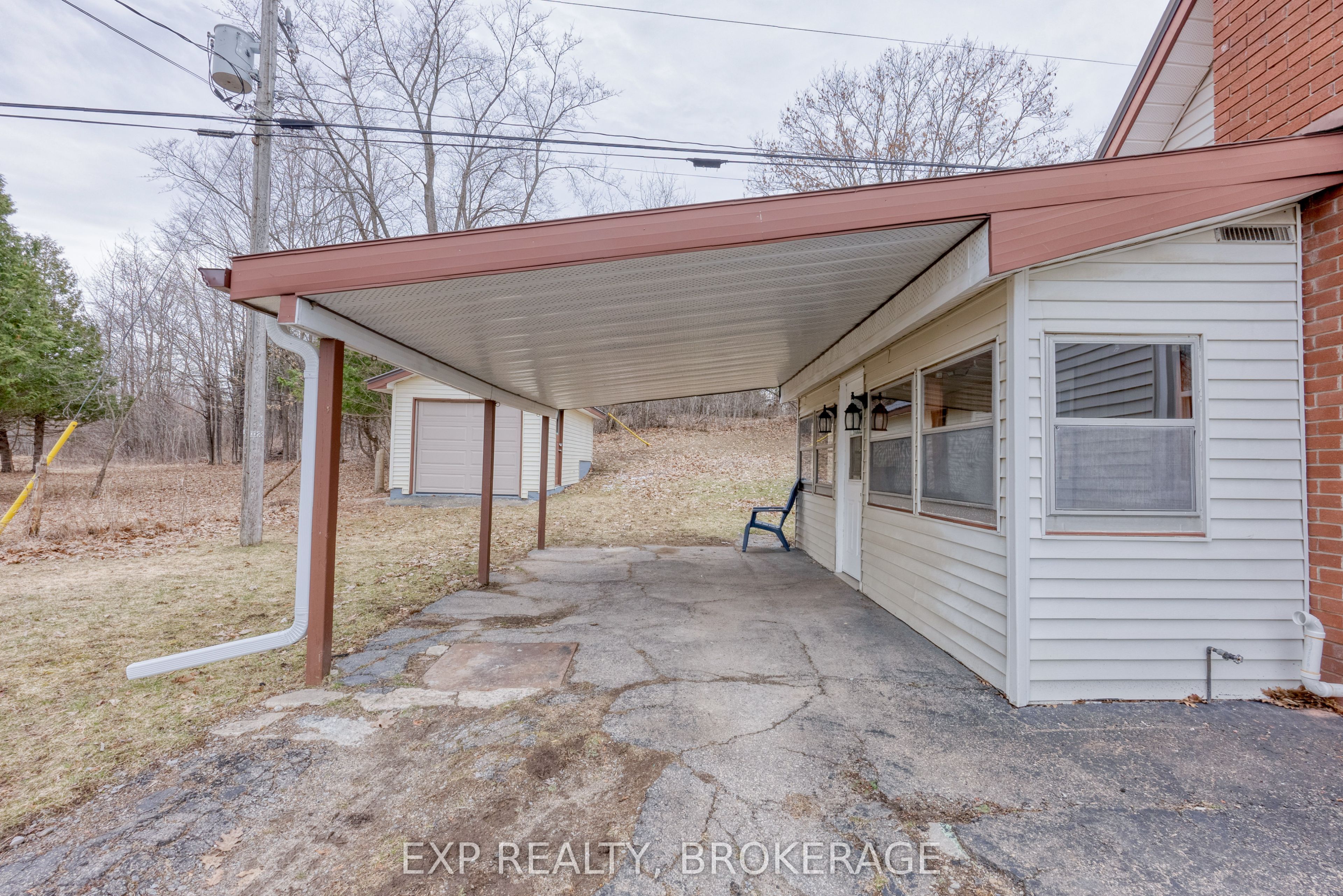 333 Burridge Road Property Photo 3