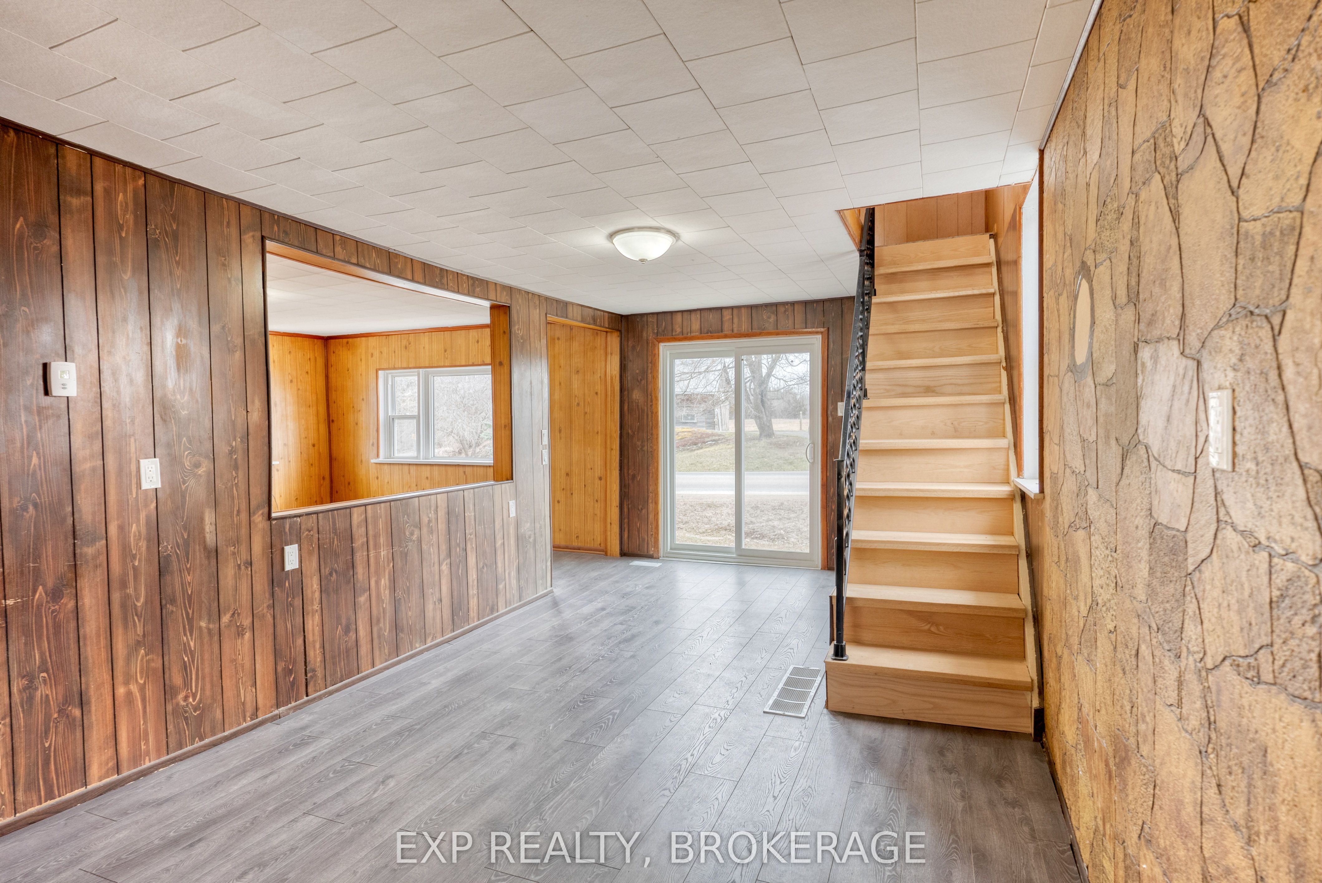 333 Burridge Road Property Photo 6