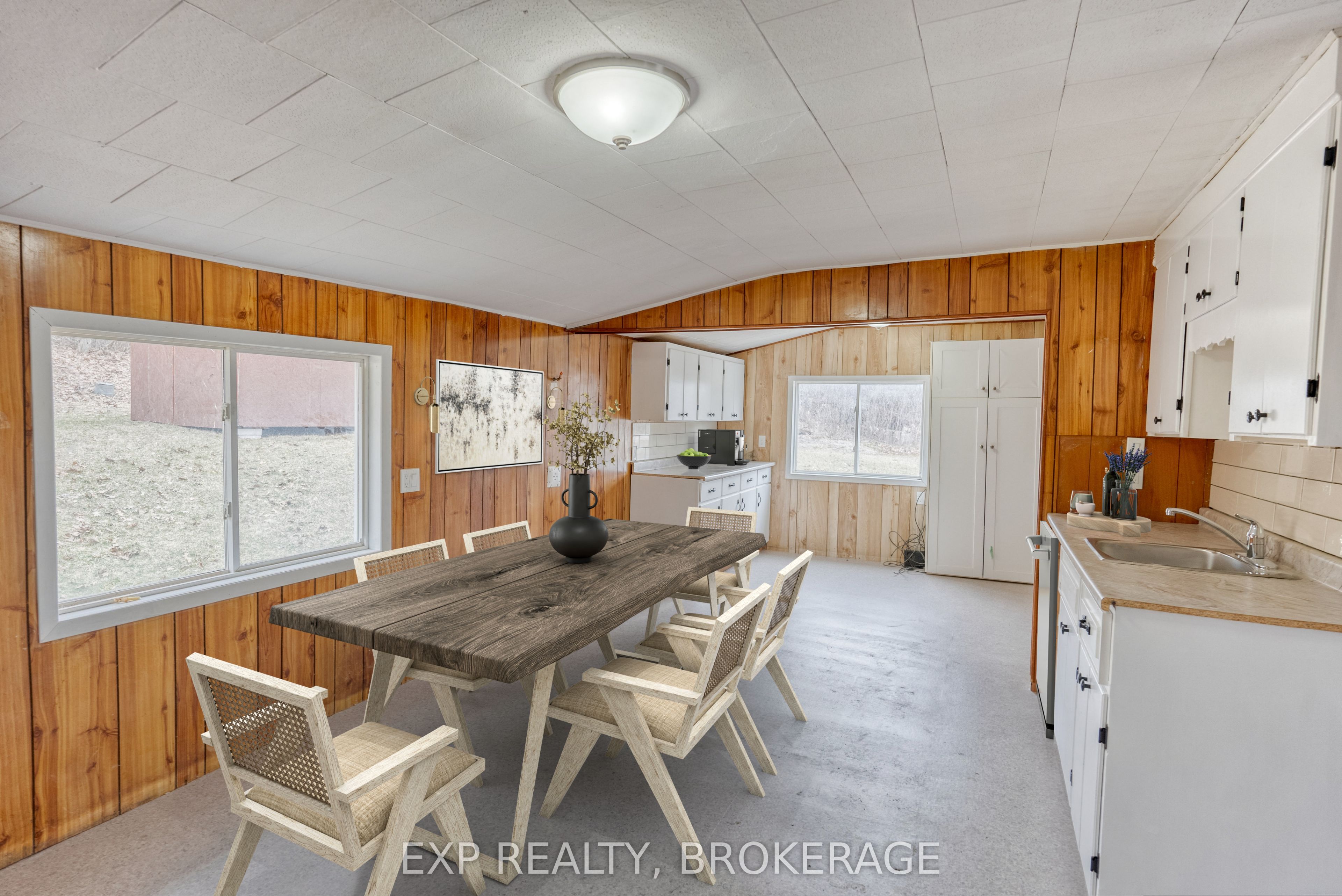 333 Burridge Road Property Photo 8