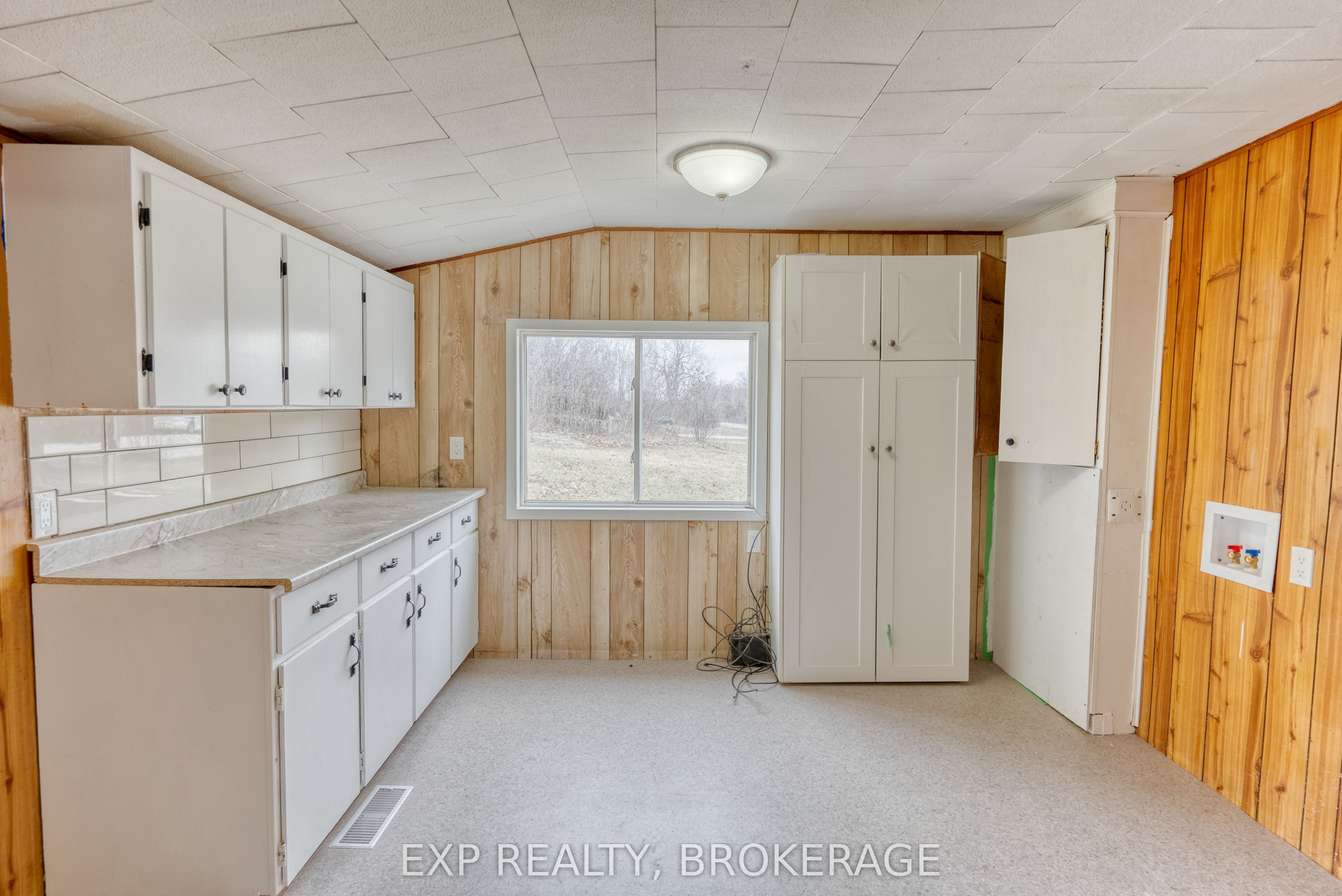 333 Burridge Road Property Photo 11