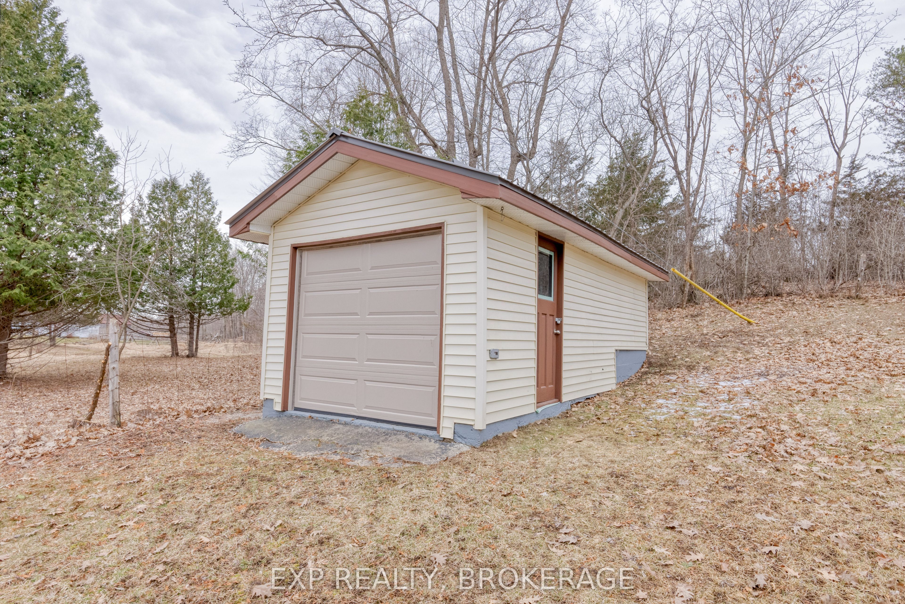 333 Burridge Road Property Photo 40
