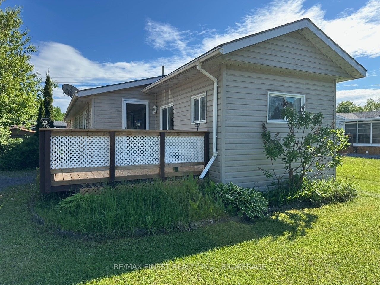 4425 Front Street Property Photo 1